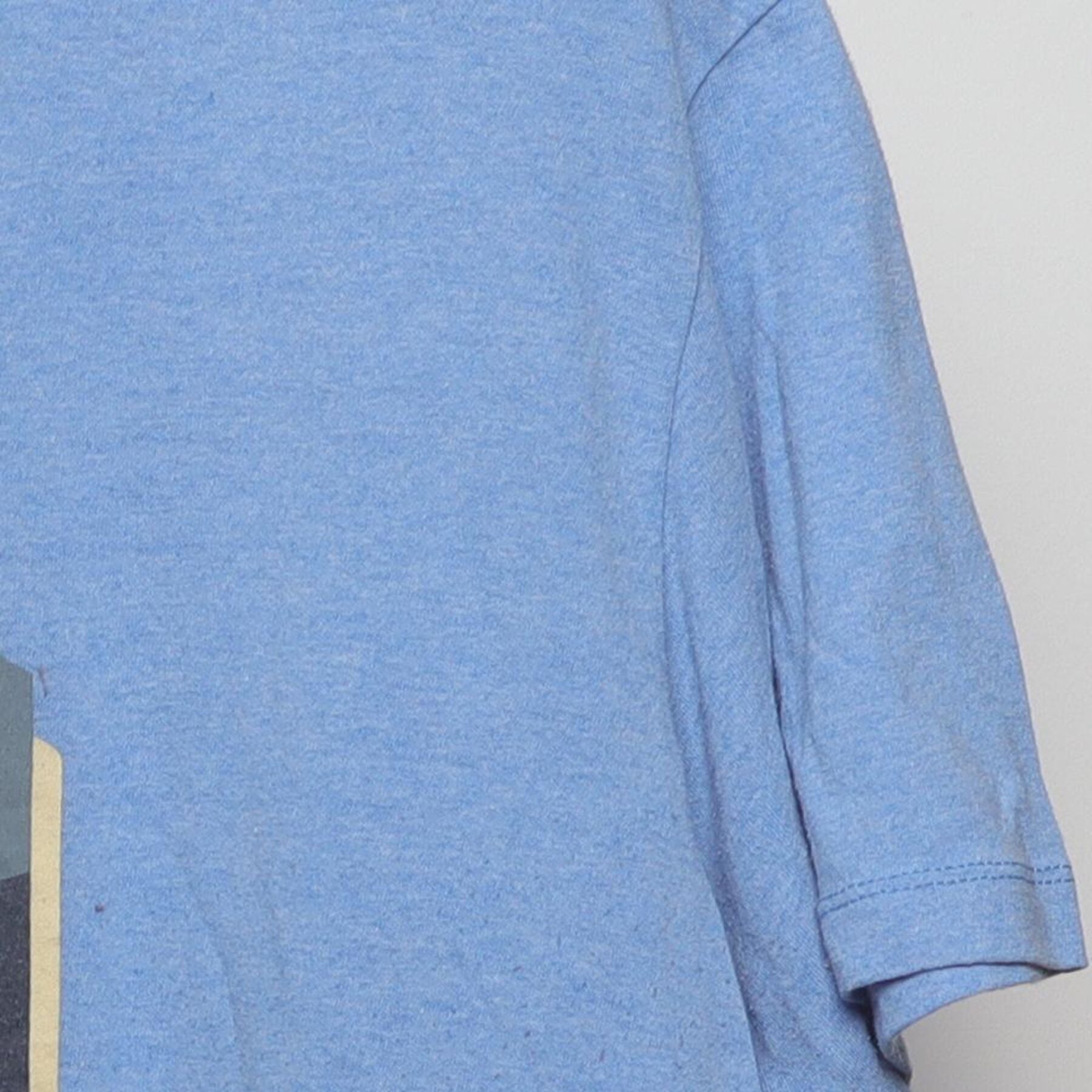 Close-up of the Right sleeve on the Vintage 1980s Sonoma "Explore" T-Shirt - L