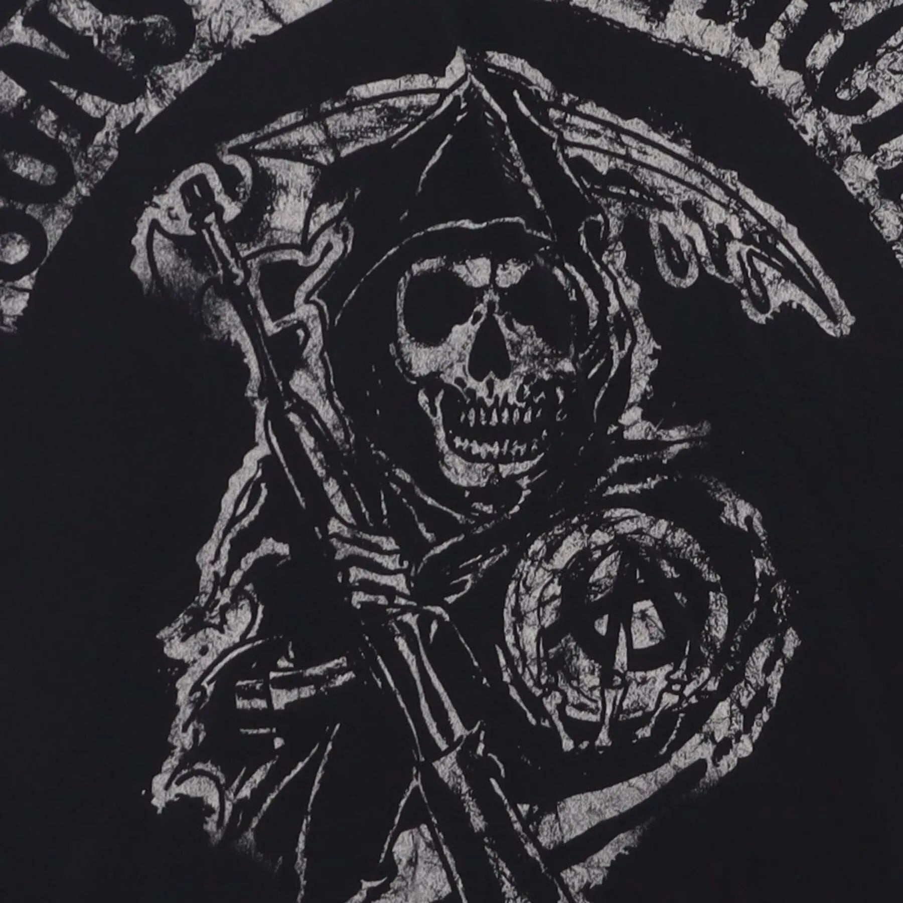 Close-up of the main graphic on the Vintage 2000s Sons of Anarchy "Reaper Logo" T-Shirt - S