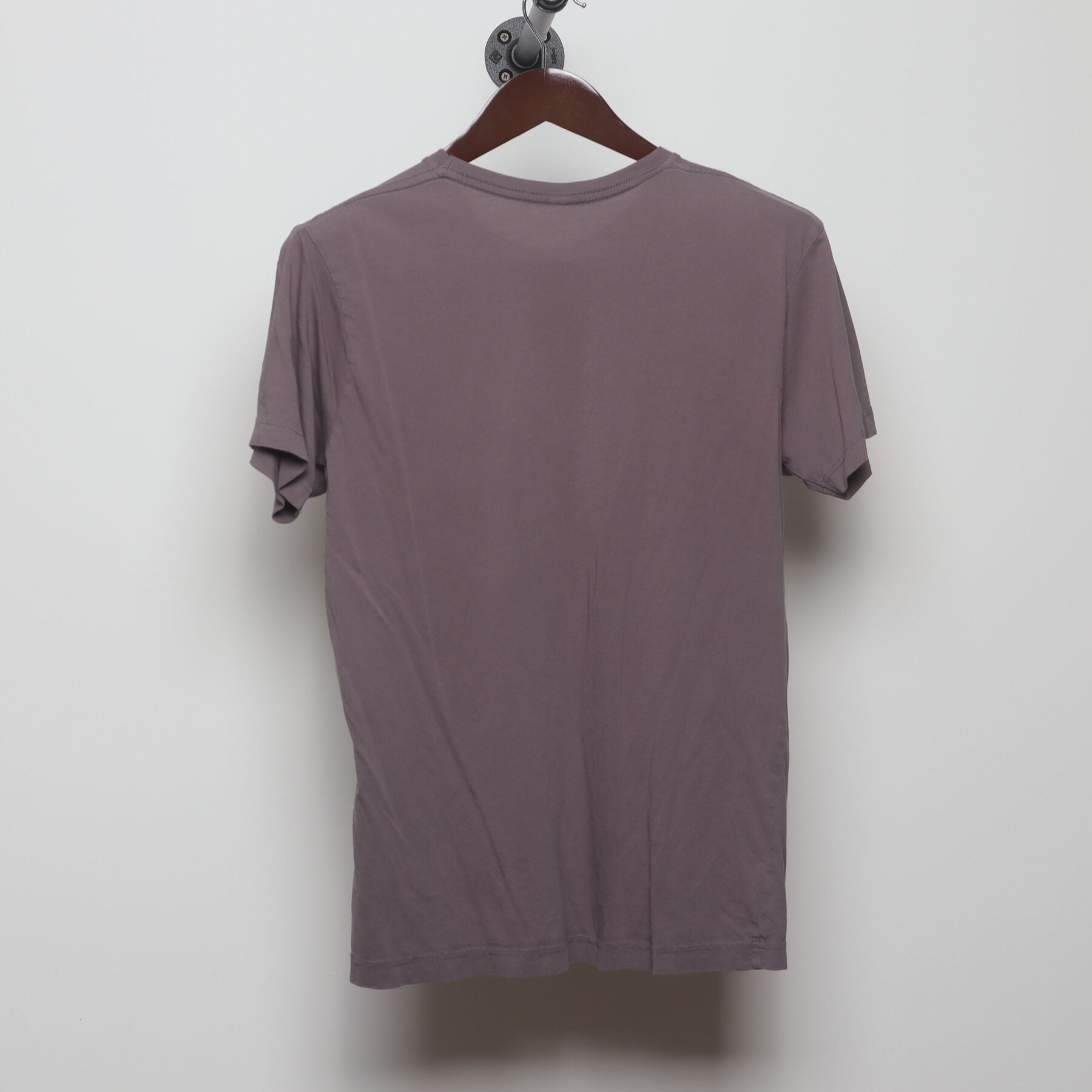Back view of Vintage 2010s Star Wars "Baby Yoda" T-Shirt - S