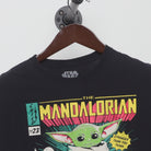 Close-up of the collar and tag on the Vintage Y2K Star Wars "The Mandalorian Comic Book" T-Shirt - S