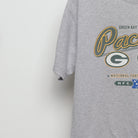 Close-up of the sleeve on the Vintage 2000s Green Bay Packers NFL Graphic Tee L