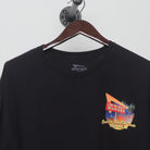 Close-up of the collar and tag on the Vintage 2000s In-N-Out Classic Car T-Shirt XL