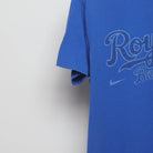 Close-up of the sleeve on the Vintage 2000s Nike KC Royals Team Graphic T-Shirt L