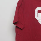 Close-up of the sleeve on the Vintage 2000s Oklahoma Sooners OU Logo T-Shirt XL
