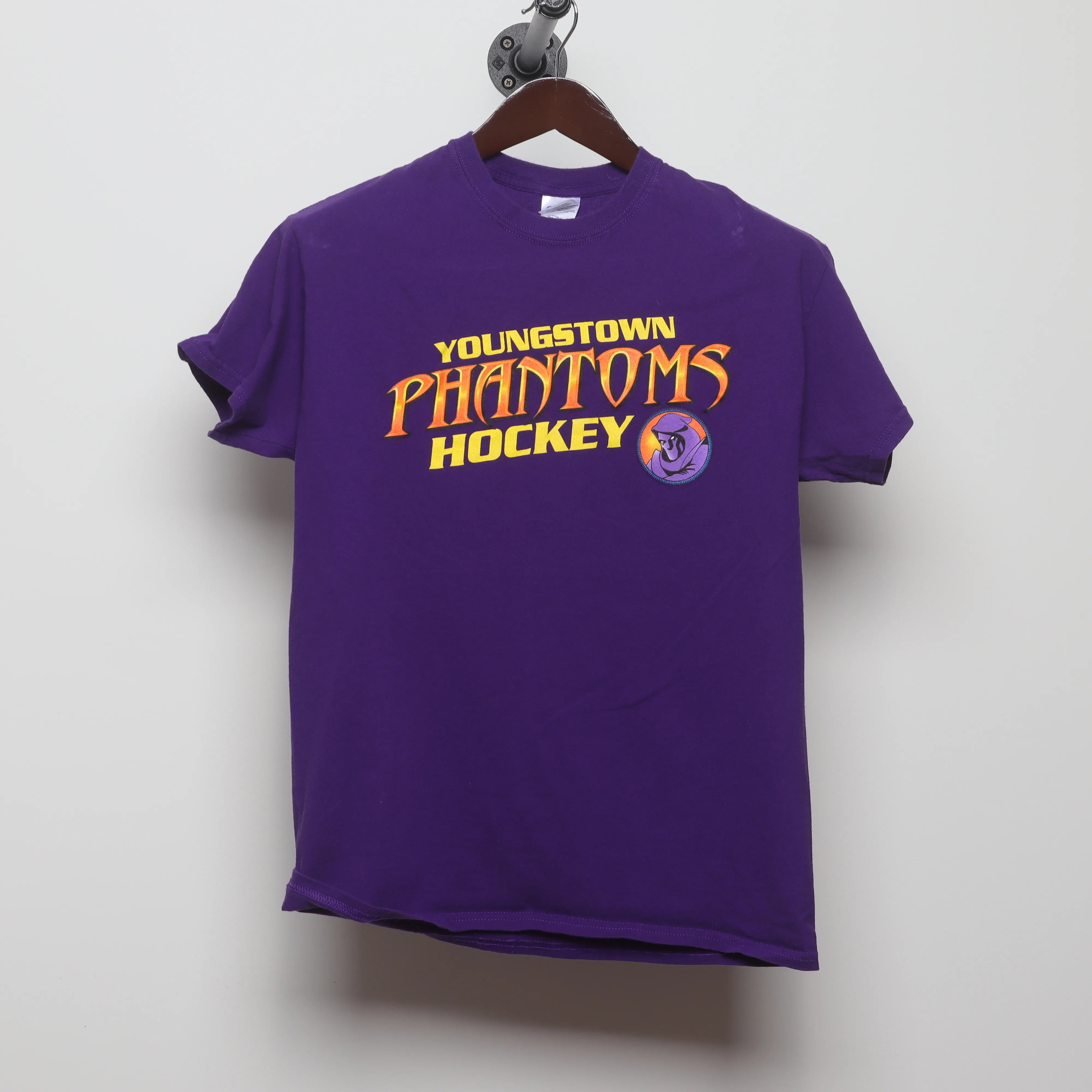 Front view of Vintage 2000s Youngstown Phantoms Hockey T-Shirt S