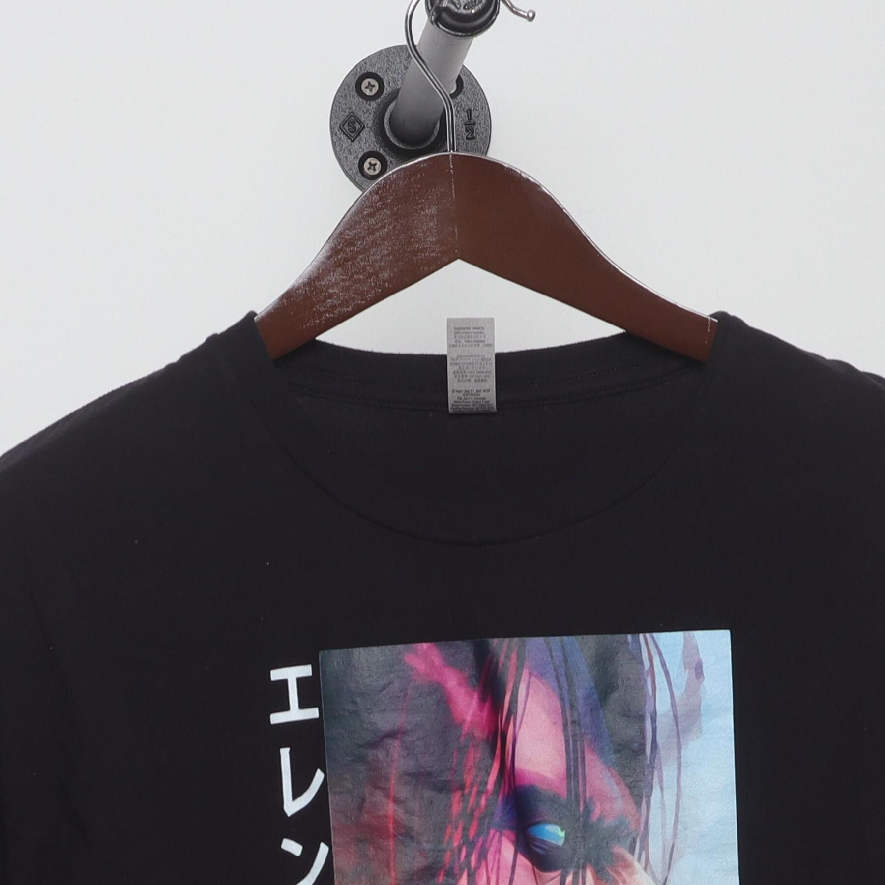 Close-up of the collar and tag on the Vintage 2010s Attack on Titan "Eren Yeager Attack Titan" T-Shirt - L