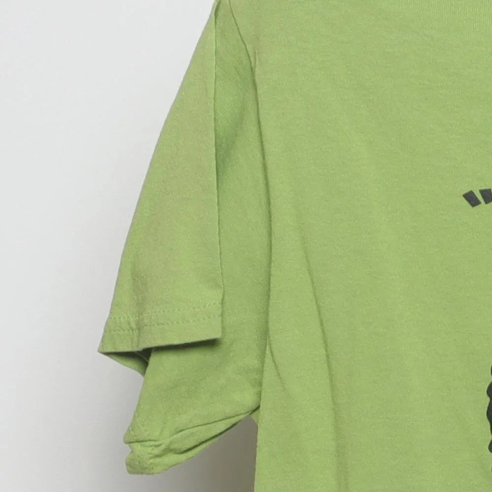 Close-up of the sleeve on the Vintage 2010s Bob Ross "Happy Little Art Accidents" T-Shirt - M