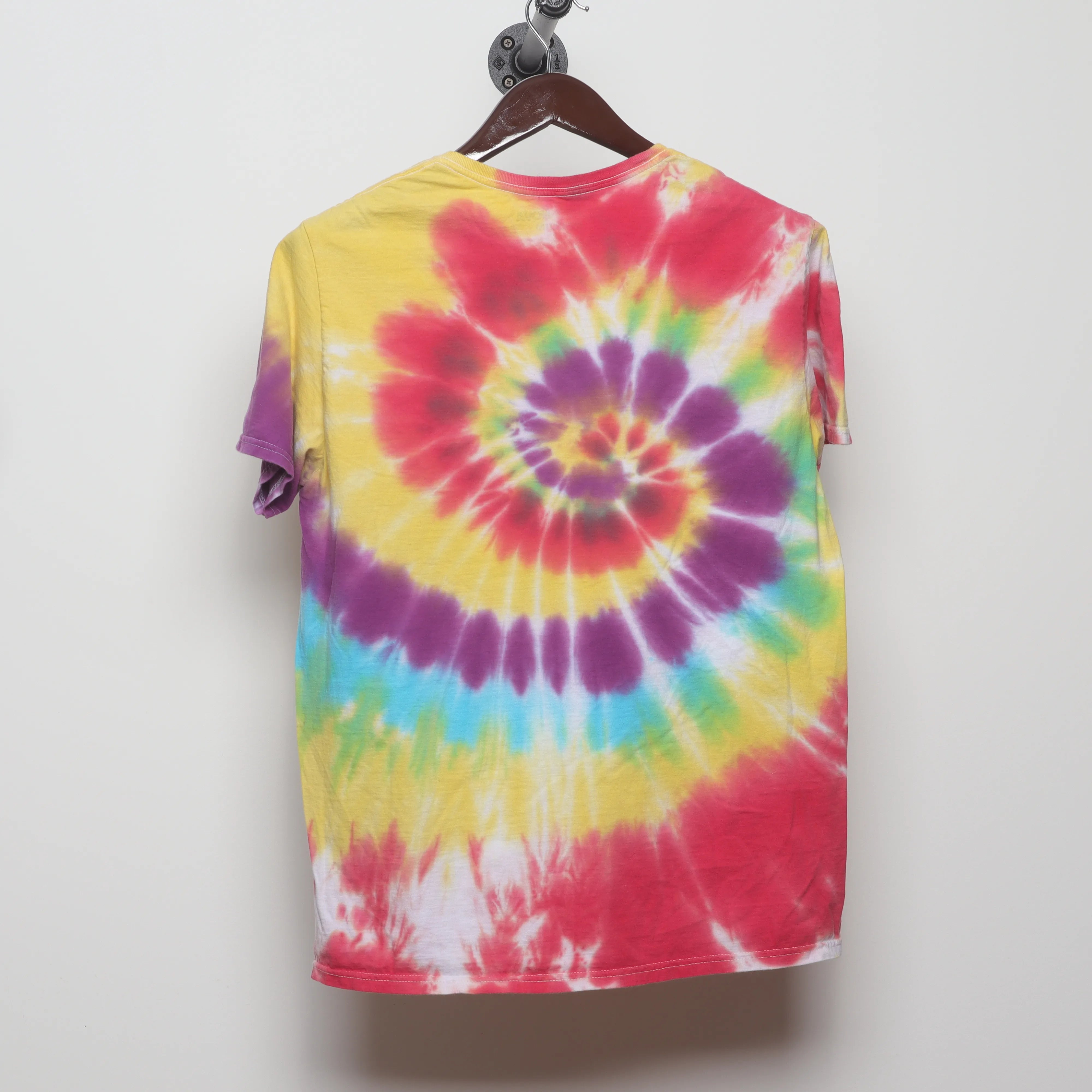 Back view of Vintage 2010s Fashion Nova Spread Love Tie-Dye Tee M
