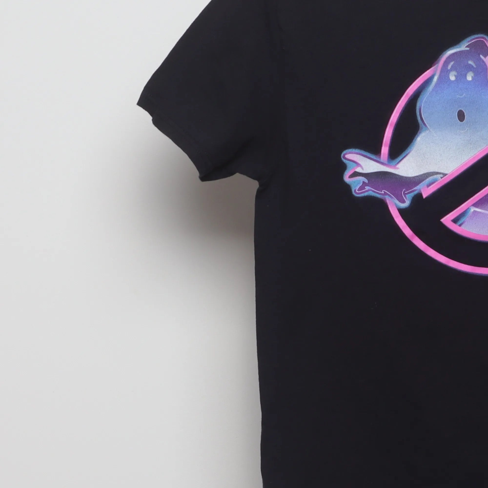 Close-up of the sleeve on the Vintage 2010s Ghostbusters Gradient Logo T-Shirt S
