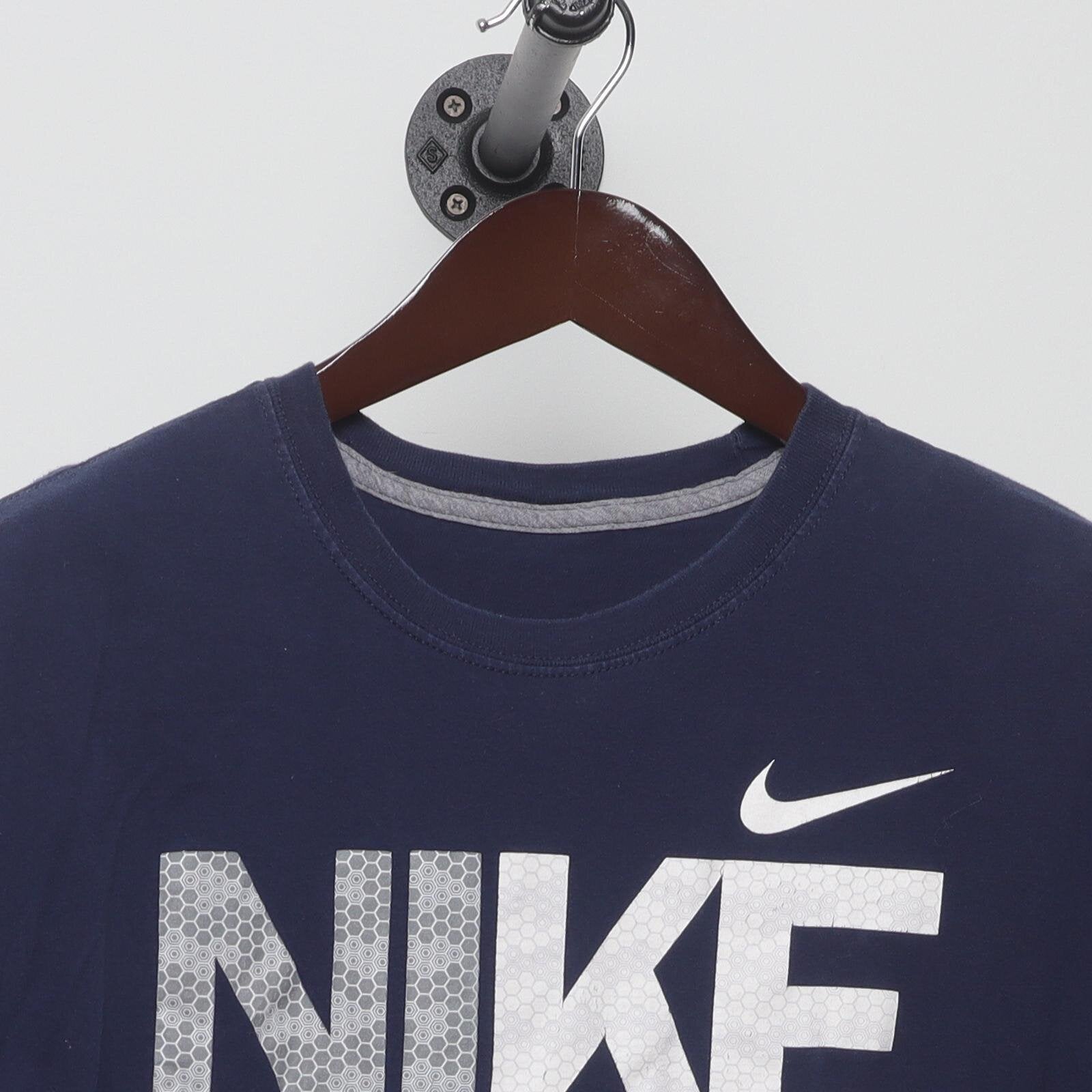 Close-up of the collar and tag on the Vintage 2010s Nike "Block Logo" T-Shirt - XL