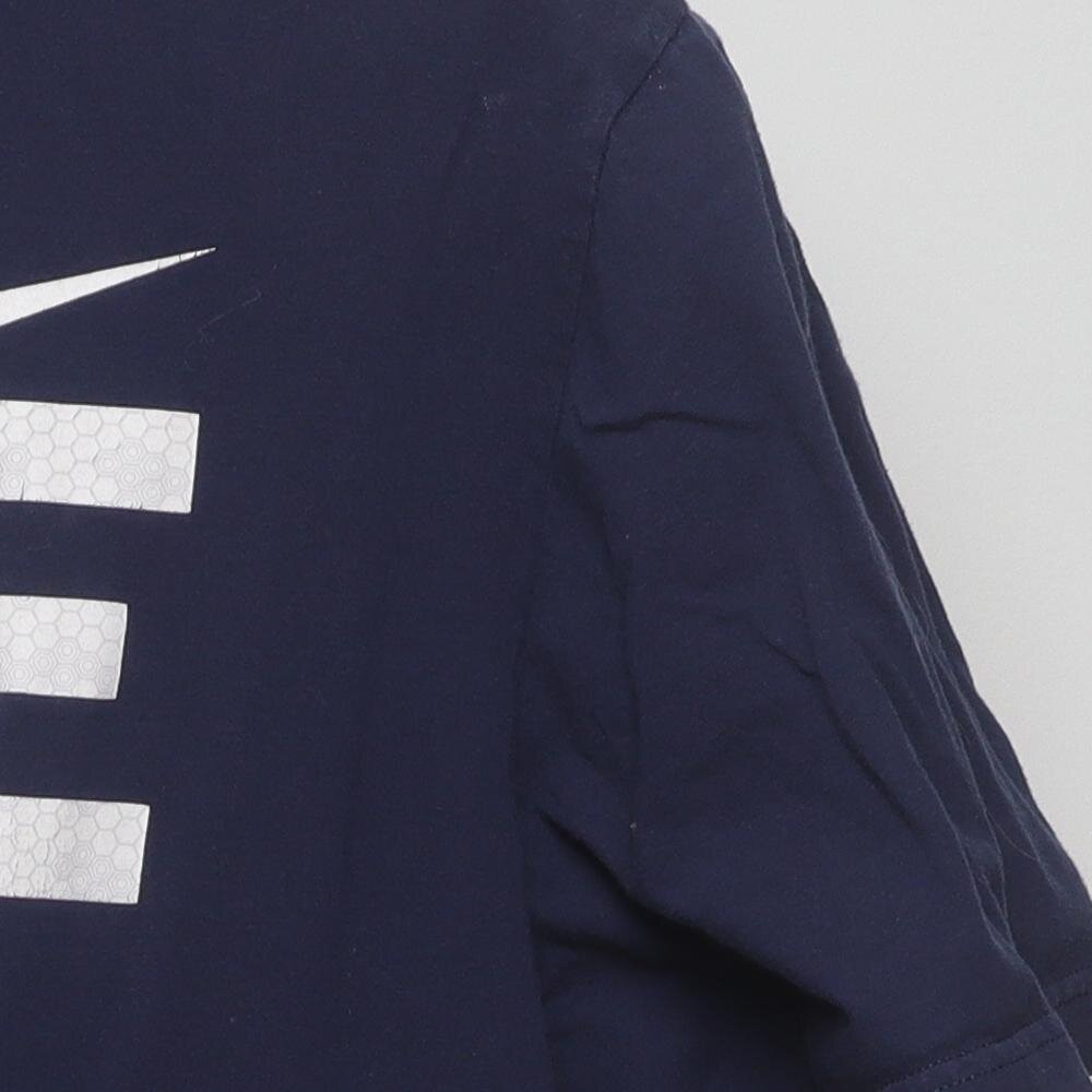 Close-up of the sleeve on the Vintage 2010s Nike "Block Logo" T-Shirt - XL