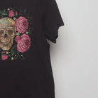 Close-up of the sleeve on the Vintage 2010s Skull & Roses Graphic T-Shirt M