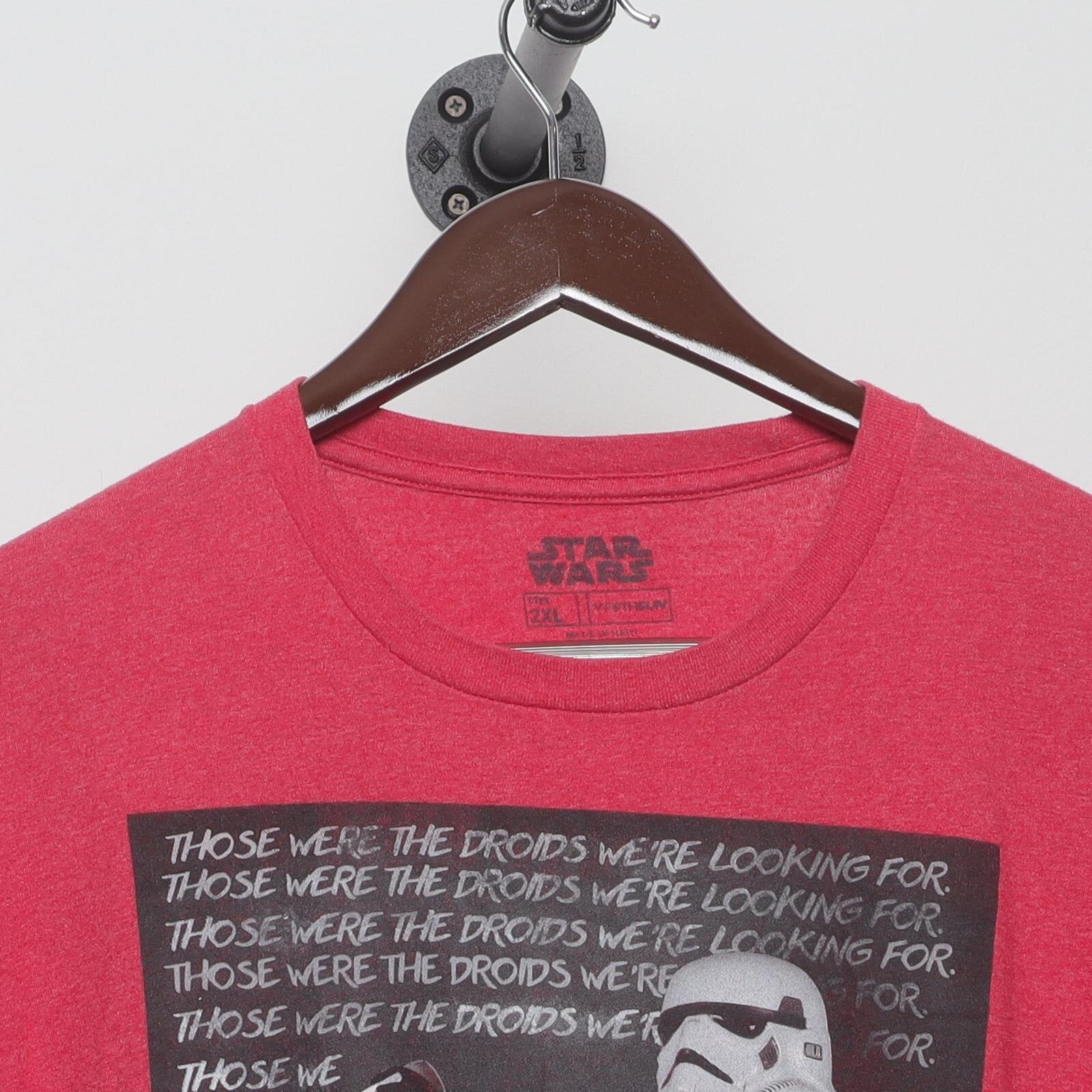 Close-up of the collar and tag on the Vintage 2010s Star Wars "These Were The Droids" T-Shirt - XXL