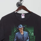 Close-up of the collar and tag on the Vintage 2010s Trace Adkins Tour 2015 T-Shirt XL