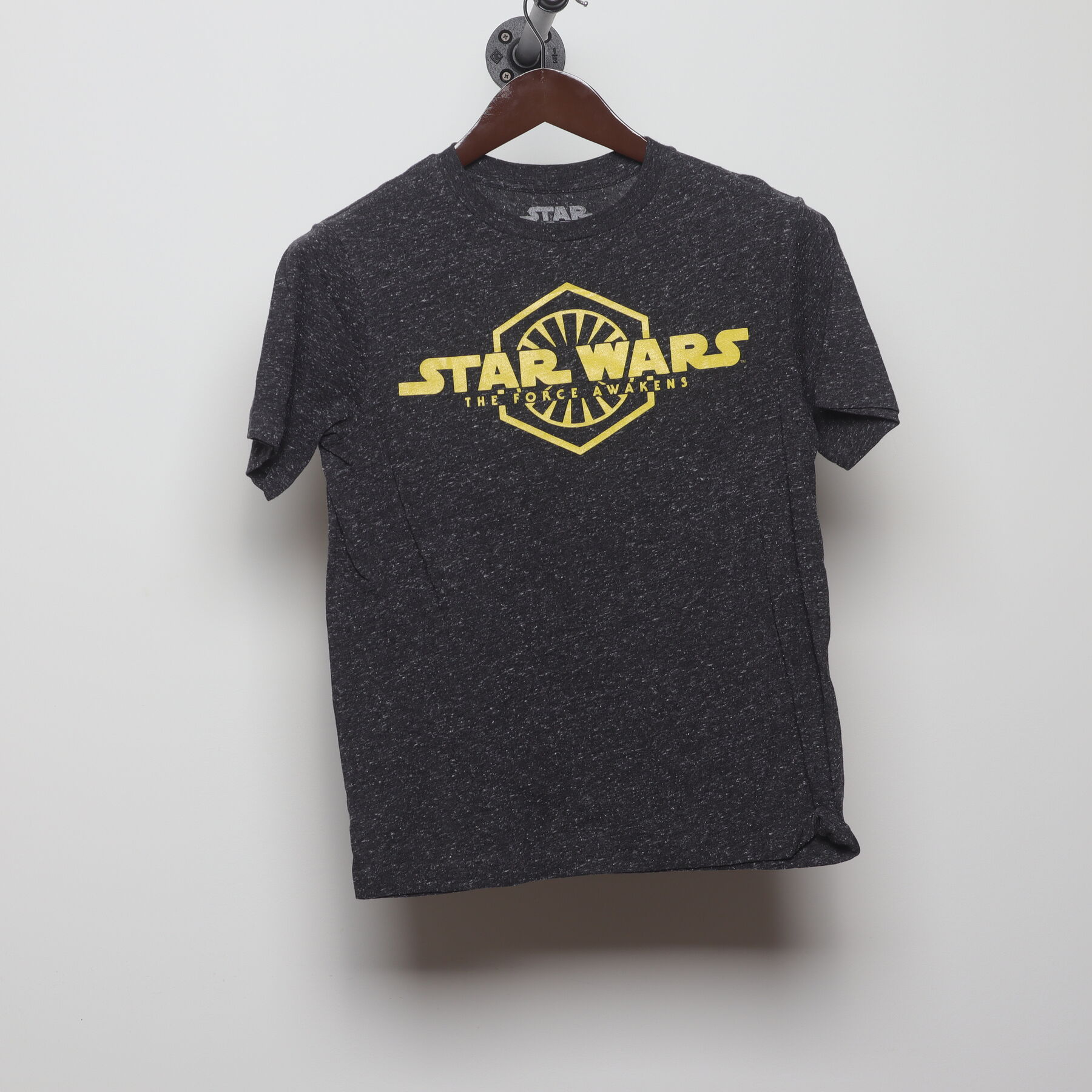 Front view of Vintage 2010s Star Wars "The Force Awakens" Logo T-Shirt - S