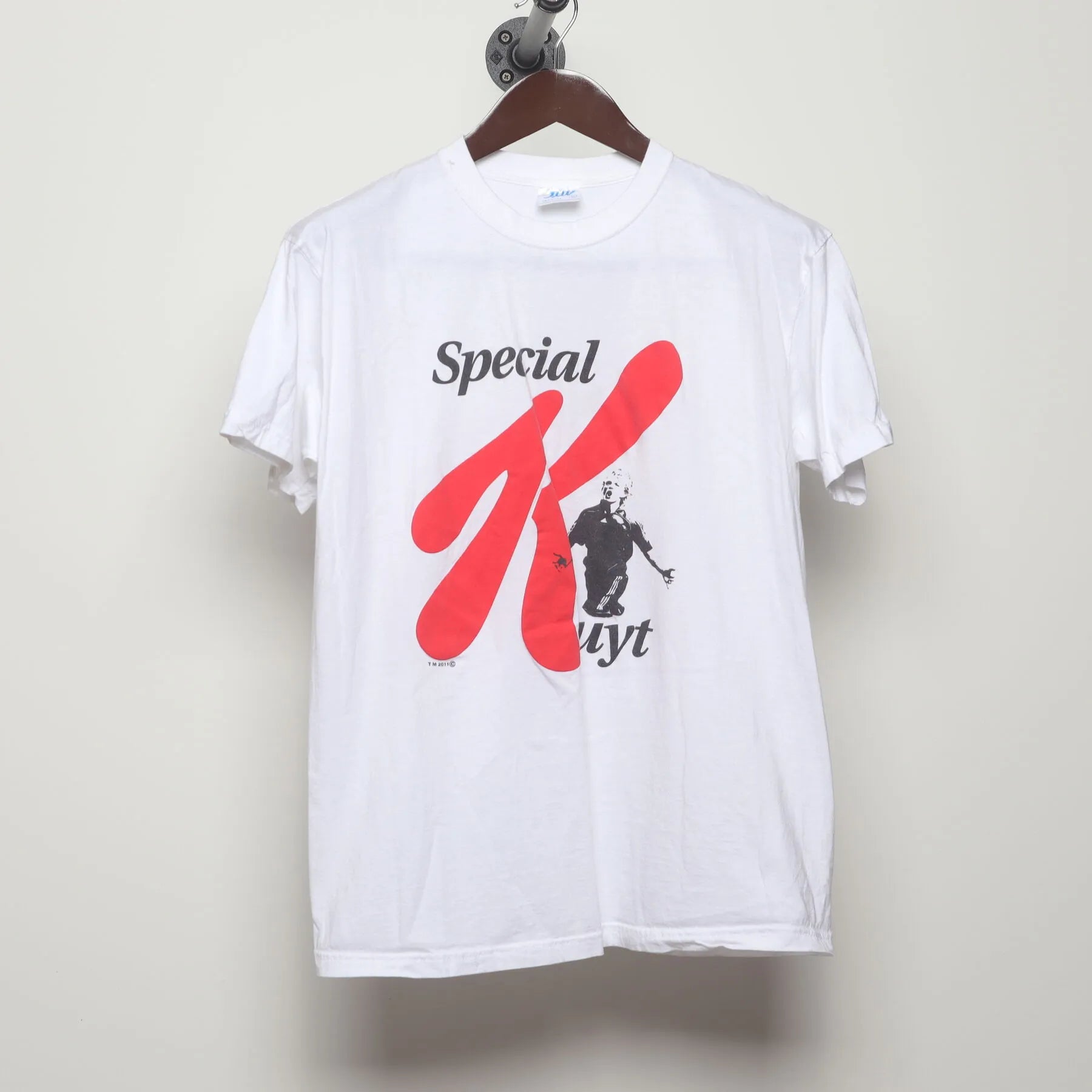 Front view of Vintage Y2K Special K "Special Kuyt" T-Shirt - M
