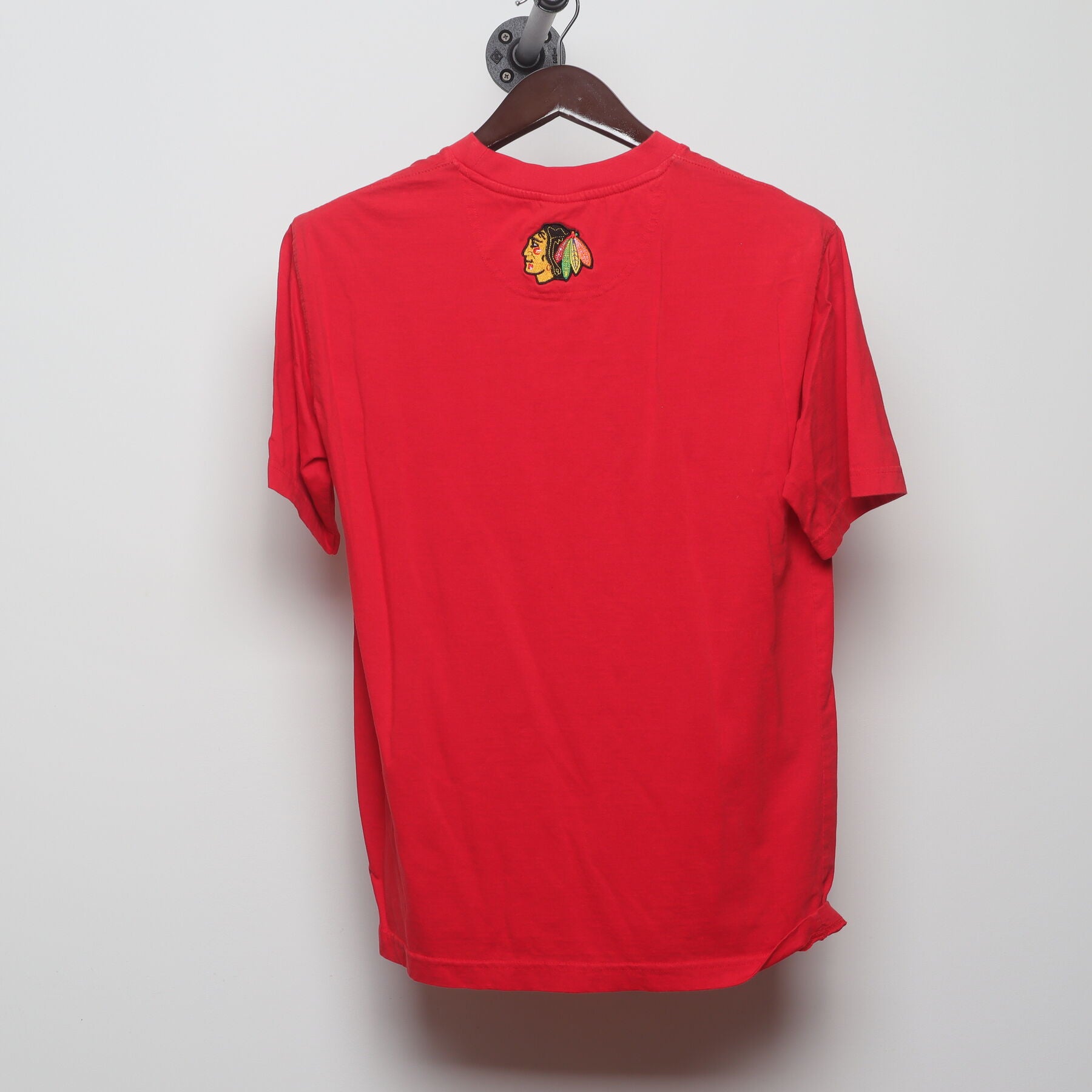 Back view of Vintage 1990s Chicago Blackhawks "Team Logo" T-Shirt - M