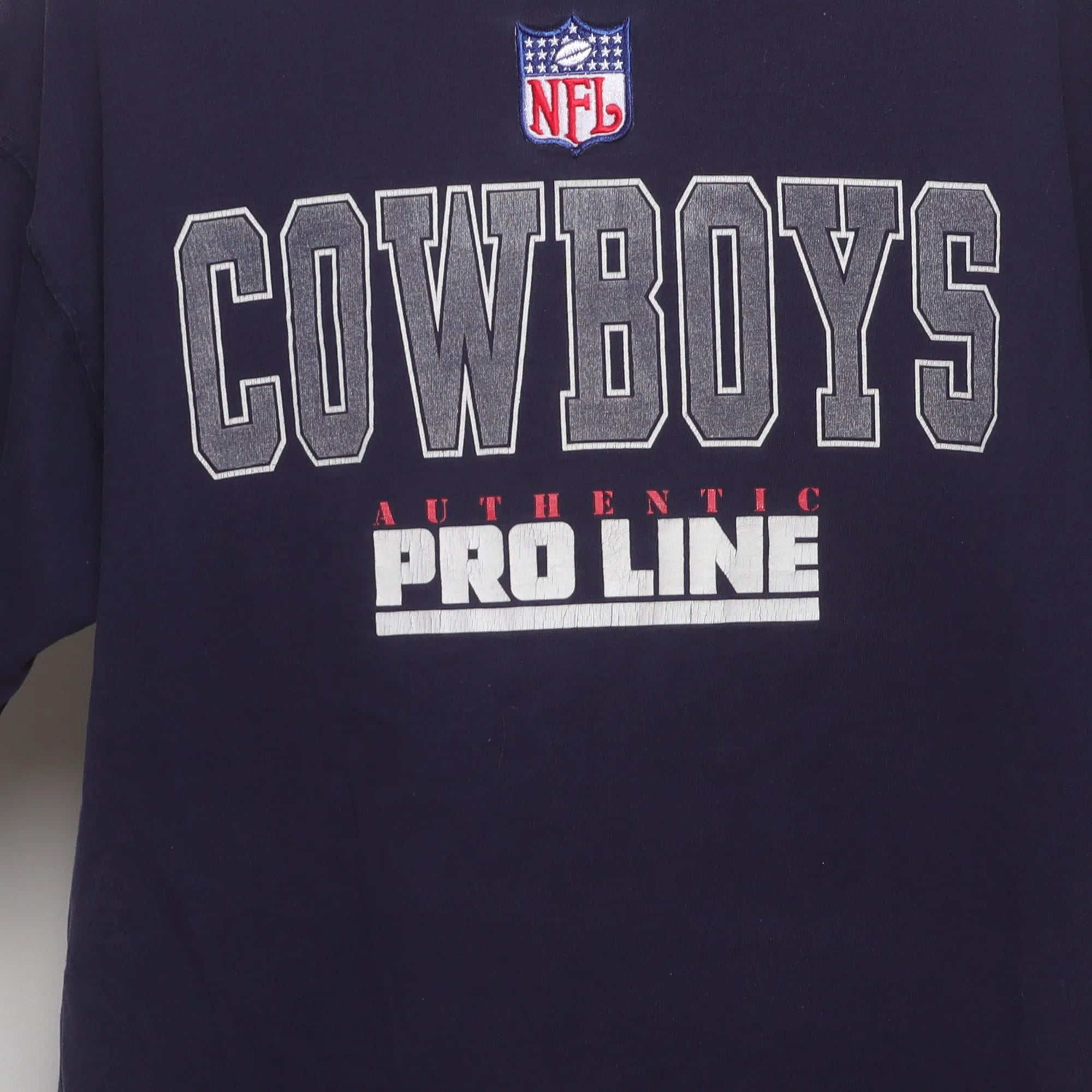 Close-up of the main graphic on the Vintage 90s Cowboys NFL Pro Line Graphic T-Shirt XL