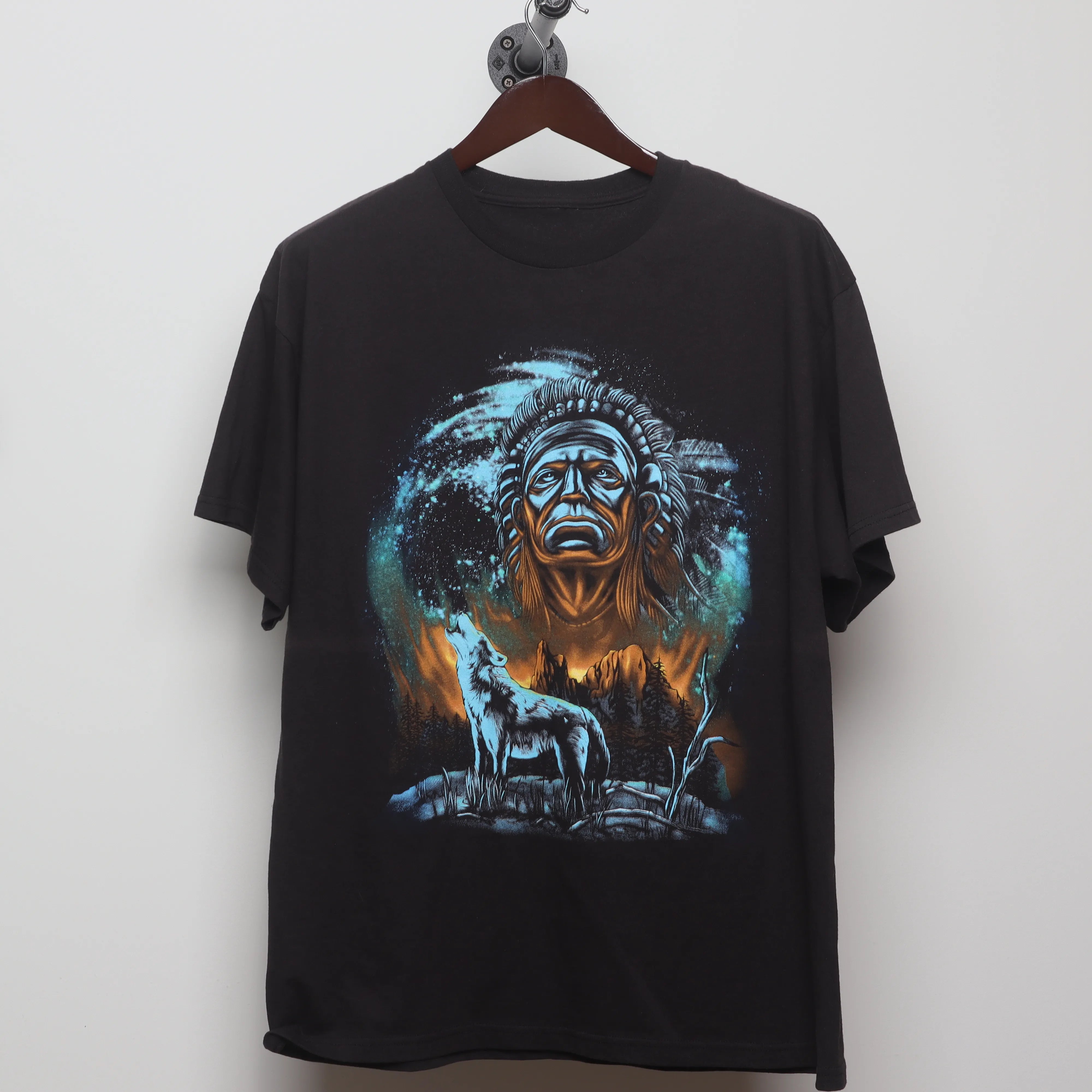 Front view of Vintage 90s Howling Wolf Native Chief Graphic T-Shirt L