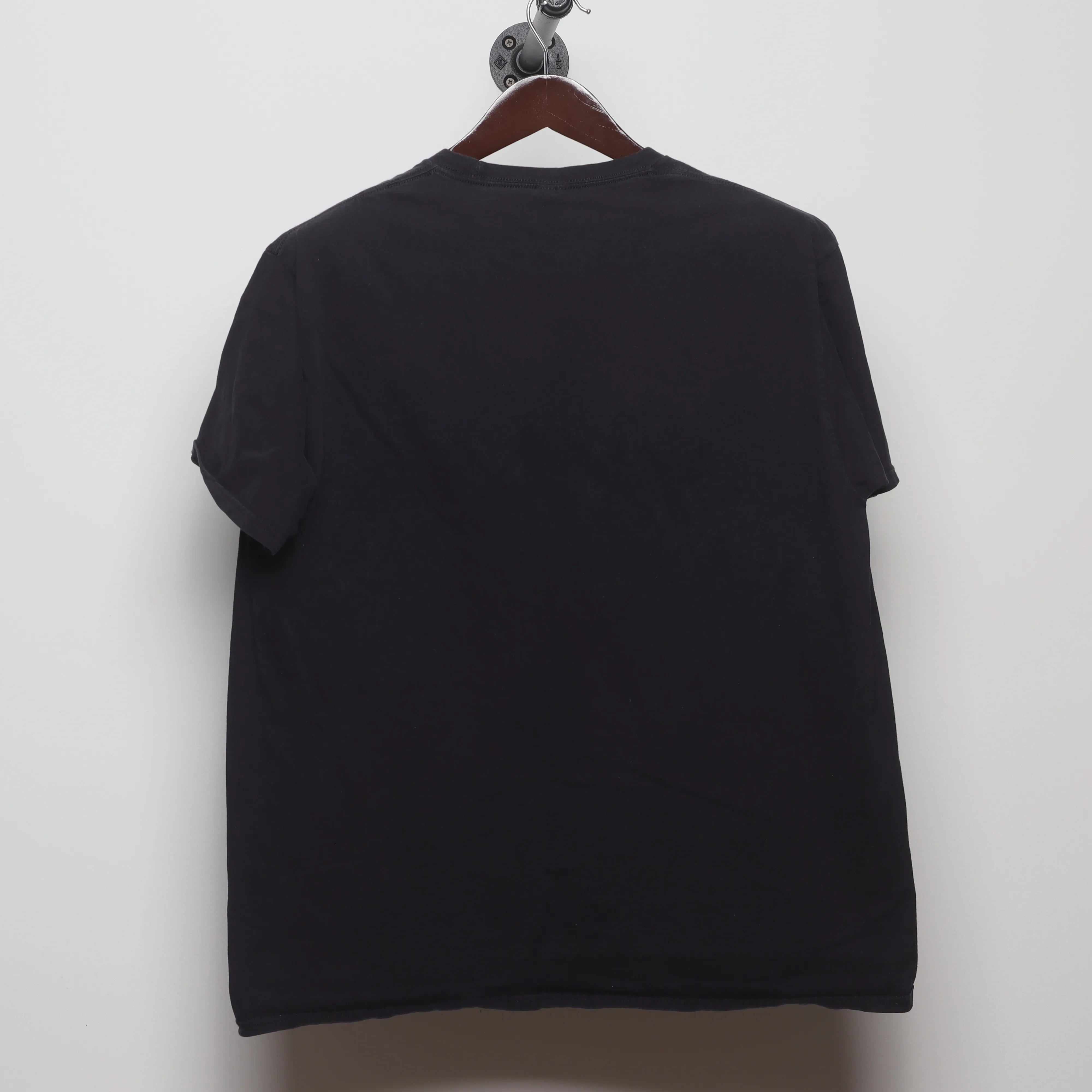 Back view of Vintage Alien Peace Sign Space Graphic T-Shirt L