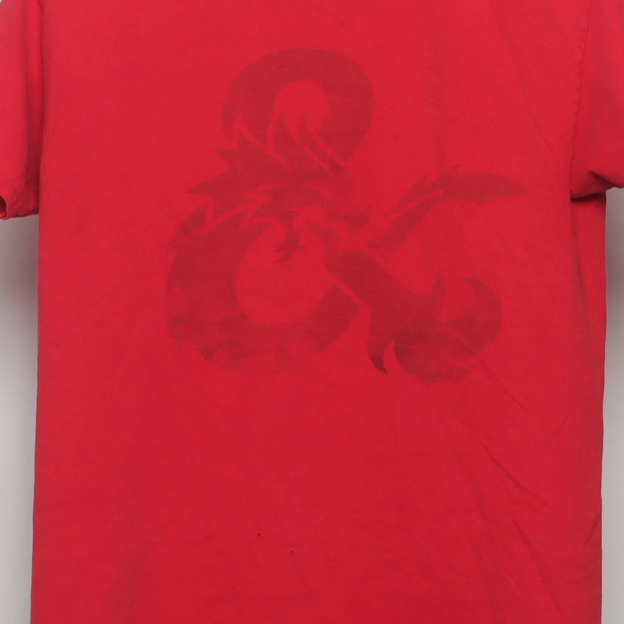 Close-up of the main graphic on the Vintage Dungeons & Dragons Faded Logo T-Shirt S