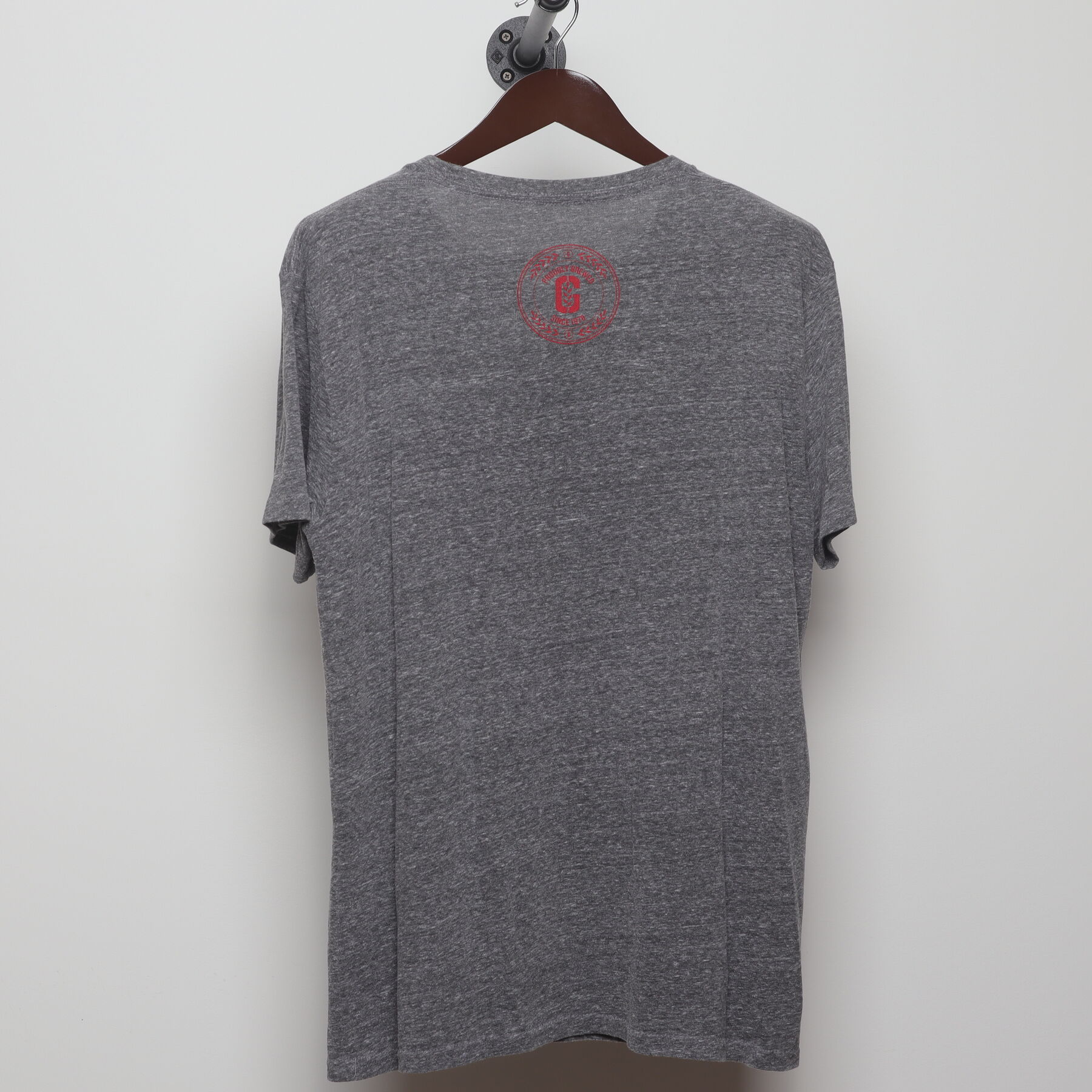 Back view of Vintage Y2K Genesee Beer "Classic Logo" T-Shirt - L