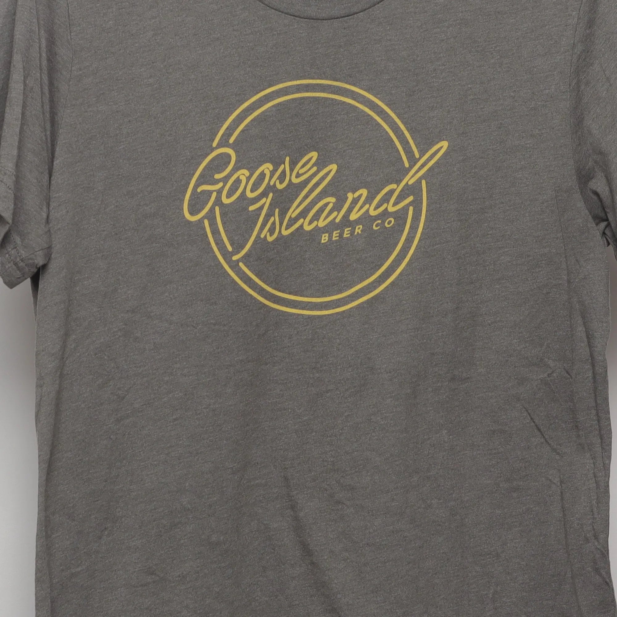 Close-up of the main graphic on the Vintage Goose Island Beer Co. Graphic T-Shirt M