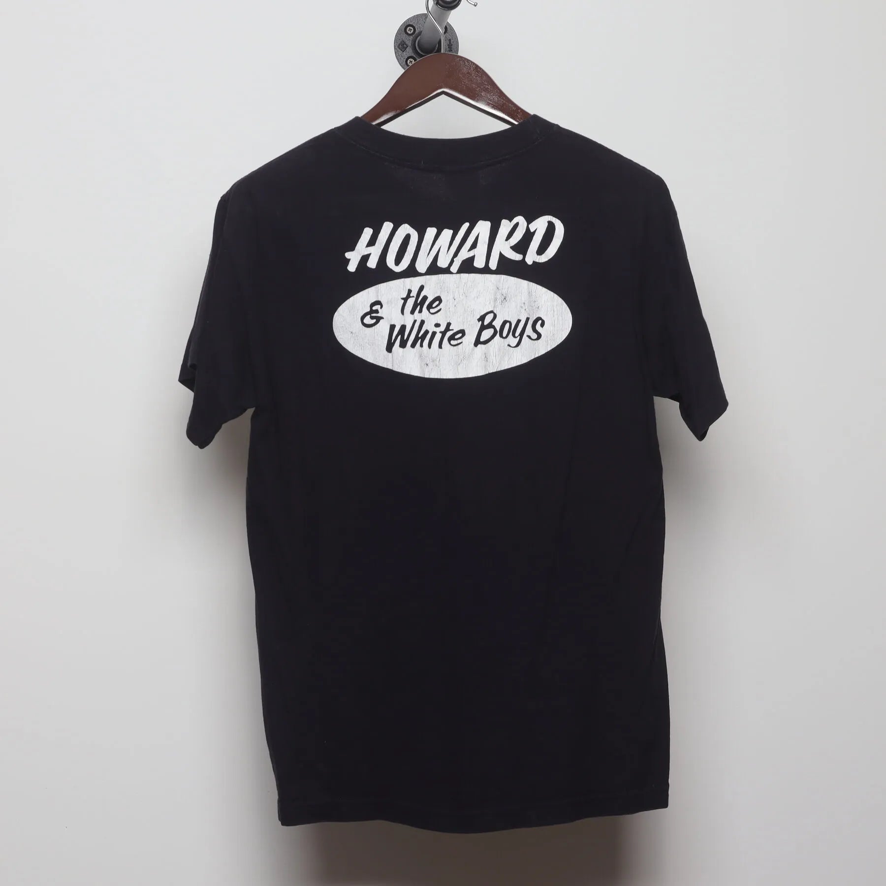 Back view of Vintage Y2K Howard & The White Boys "Strung Out On The Blues" T-Shirt - M