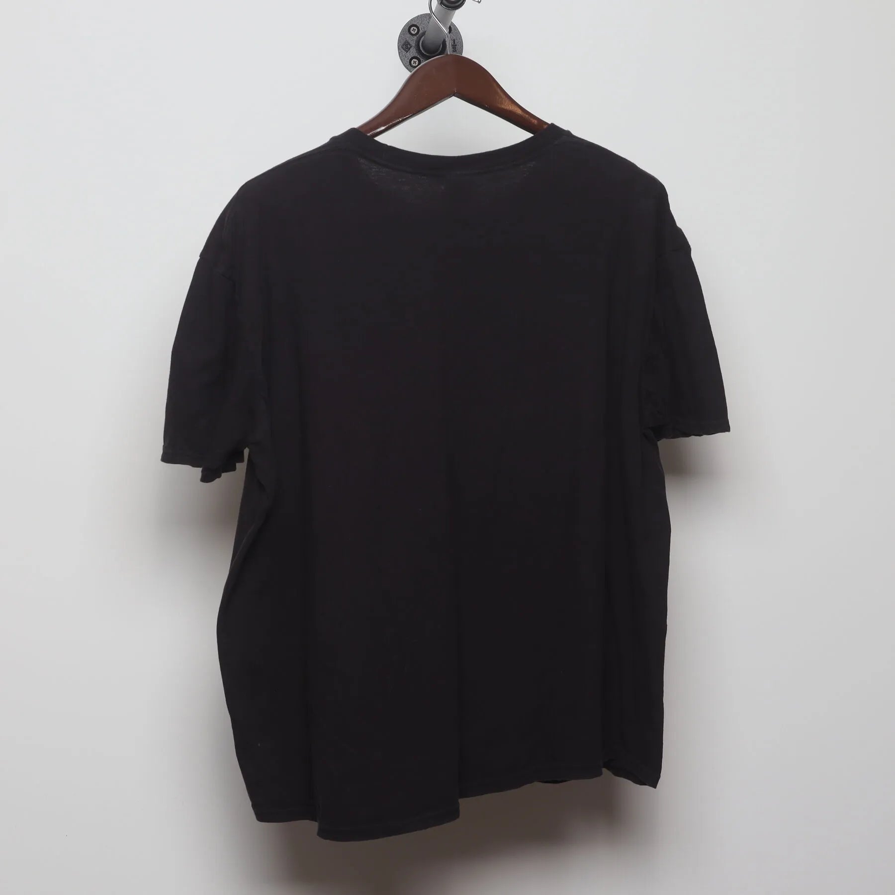 Back view of Vintage Y2K Magic: The Gathering "I believe in Magic" T-Shirt - XL