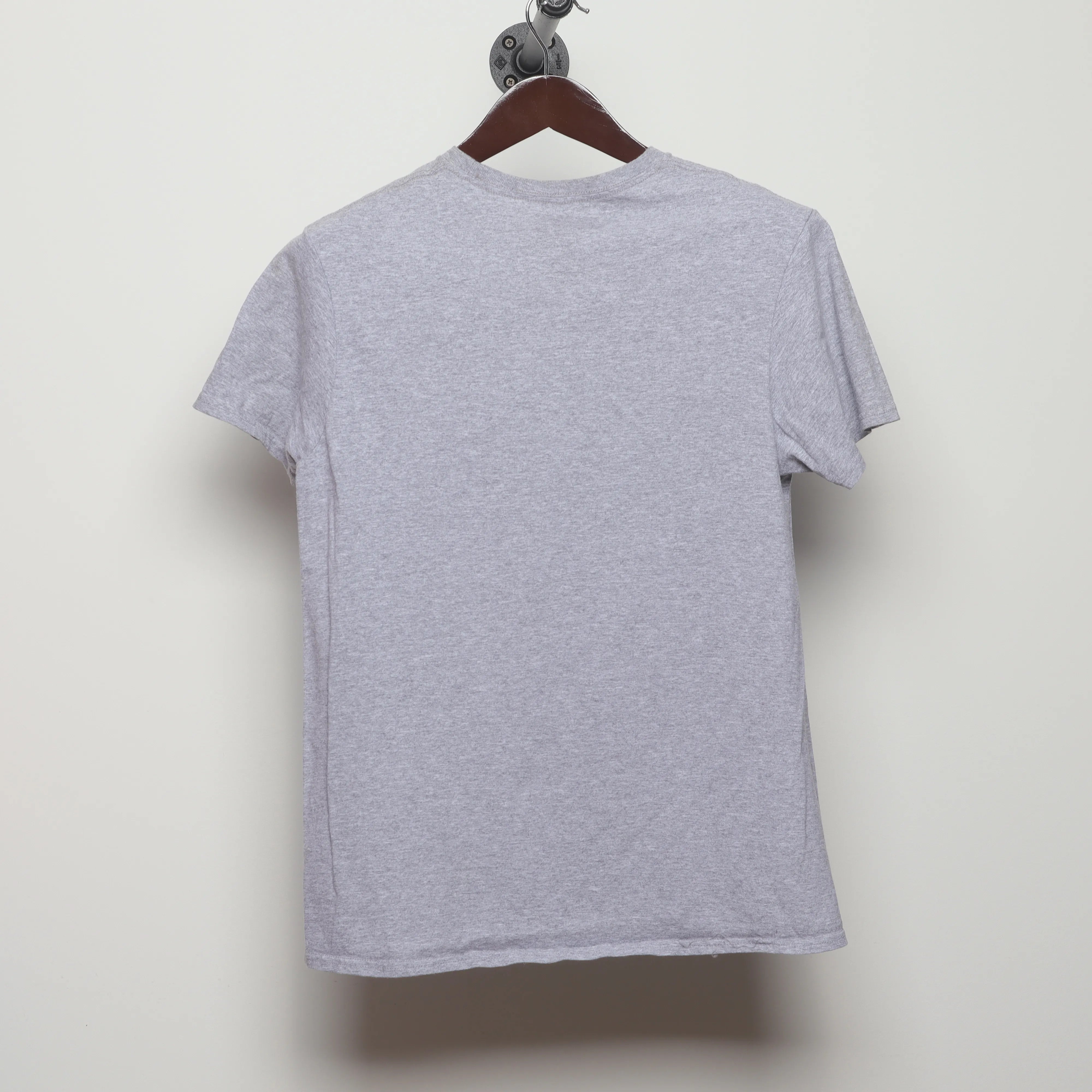 Back view of Vintage JAWS Movie Poster Graphic T-Shirt M