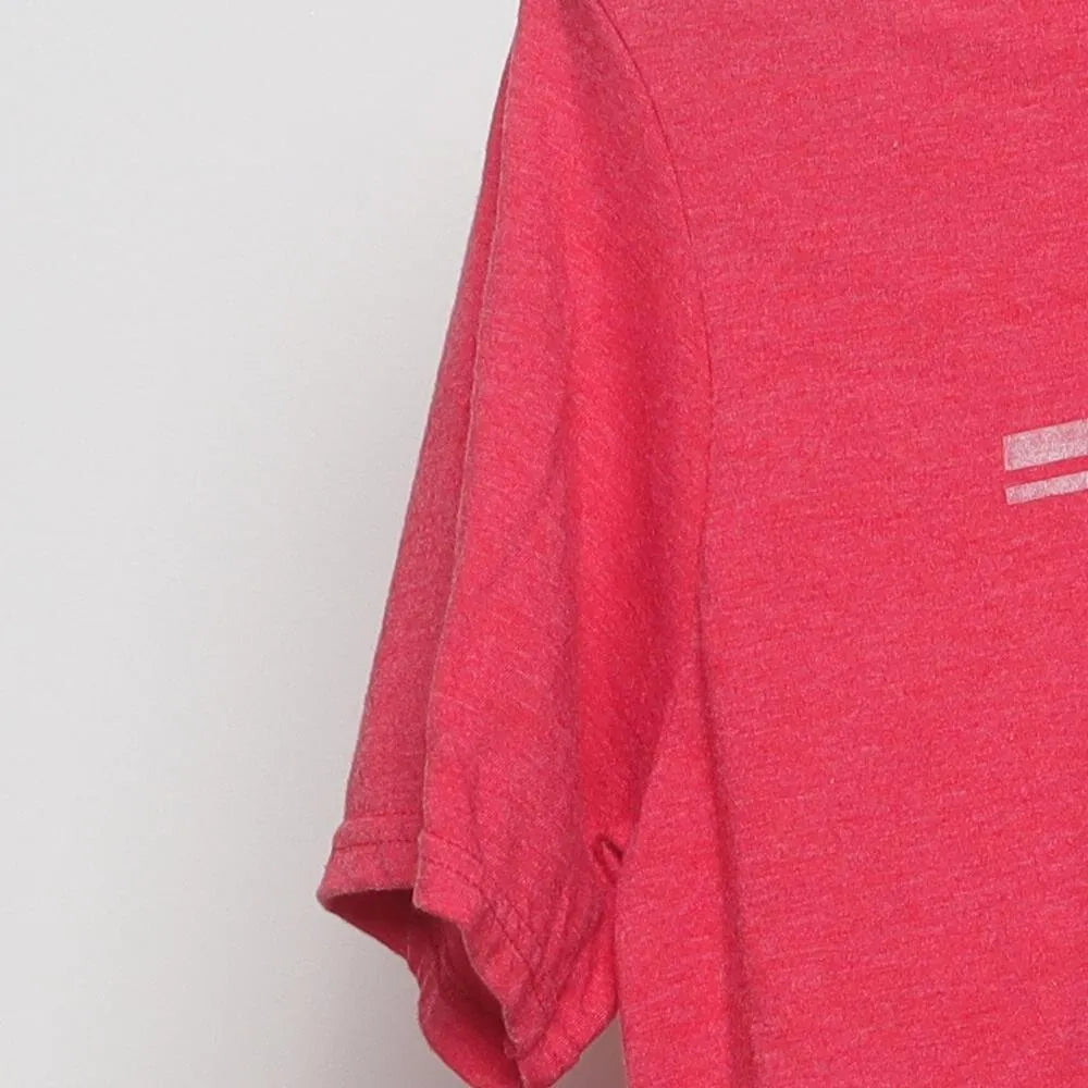 Close-up of the sleeve on the Vintage Modern Bethesda "Nuka Cola" T-Shirt - M