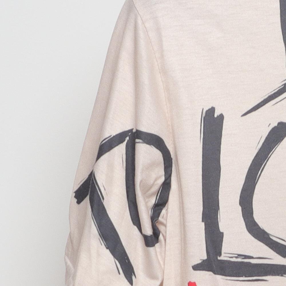 Close-up of the sleeve on the Vintage Modern "Born to Lose Raised to Win" T-Shirt - L