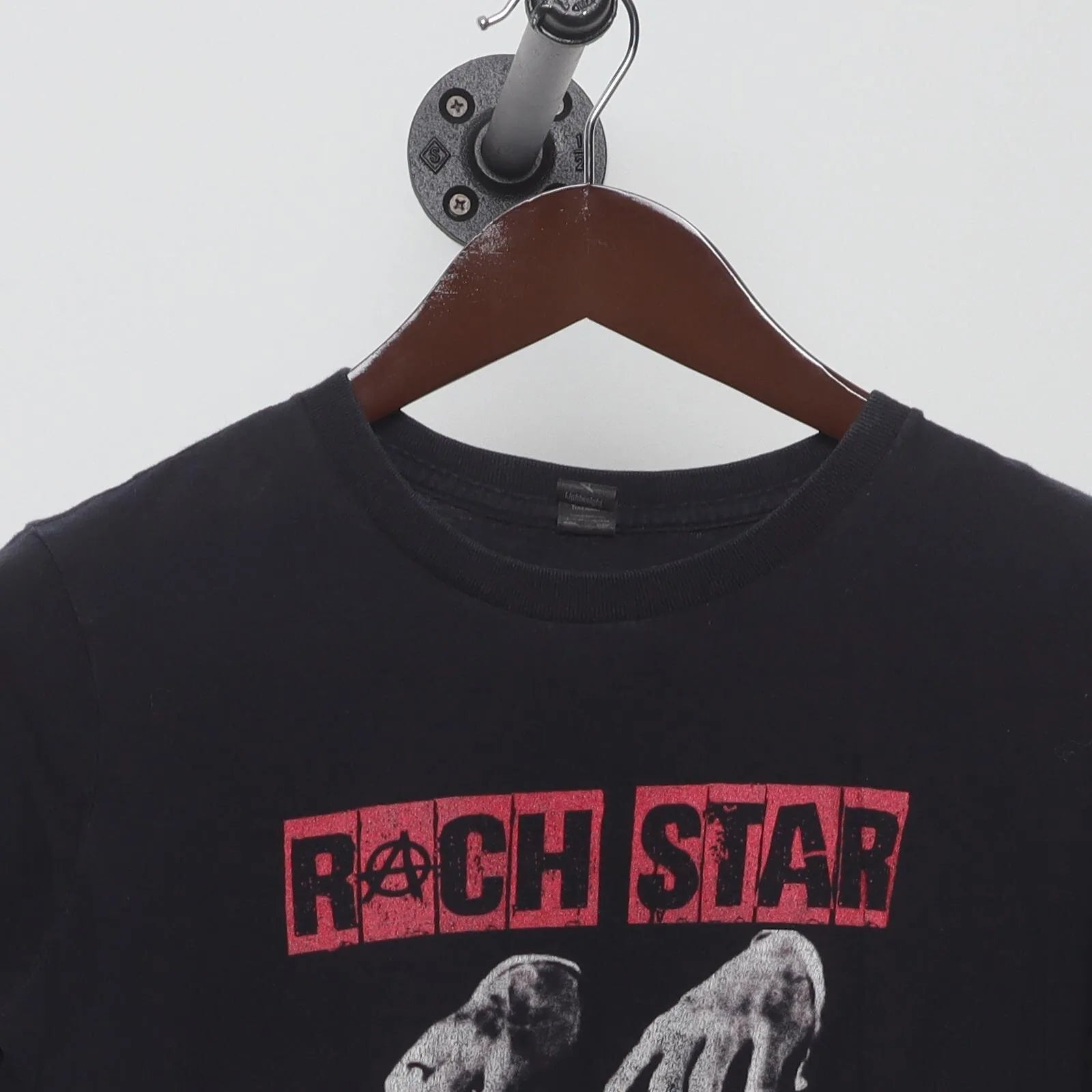 Close-up of the collar and tag on the Vintage Modern Copley Marching Band "Rach Star" T-Shirt - S