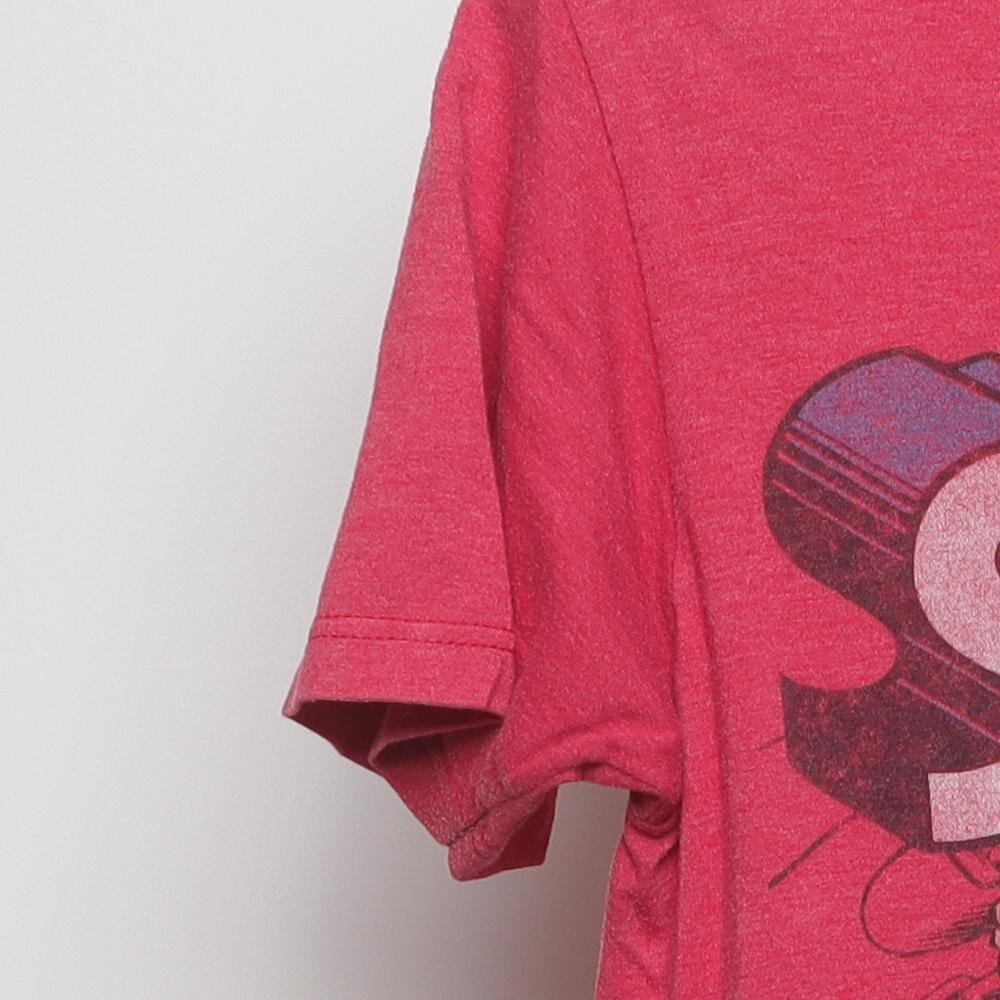 Close-up of the sleeve on the Vintage Modern DC Comics "Superman Comic Cover" T-Shirt - S