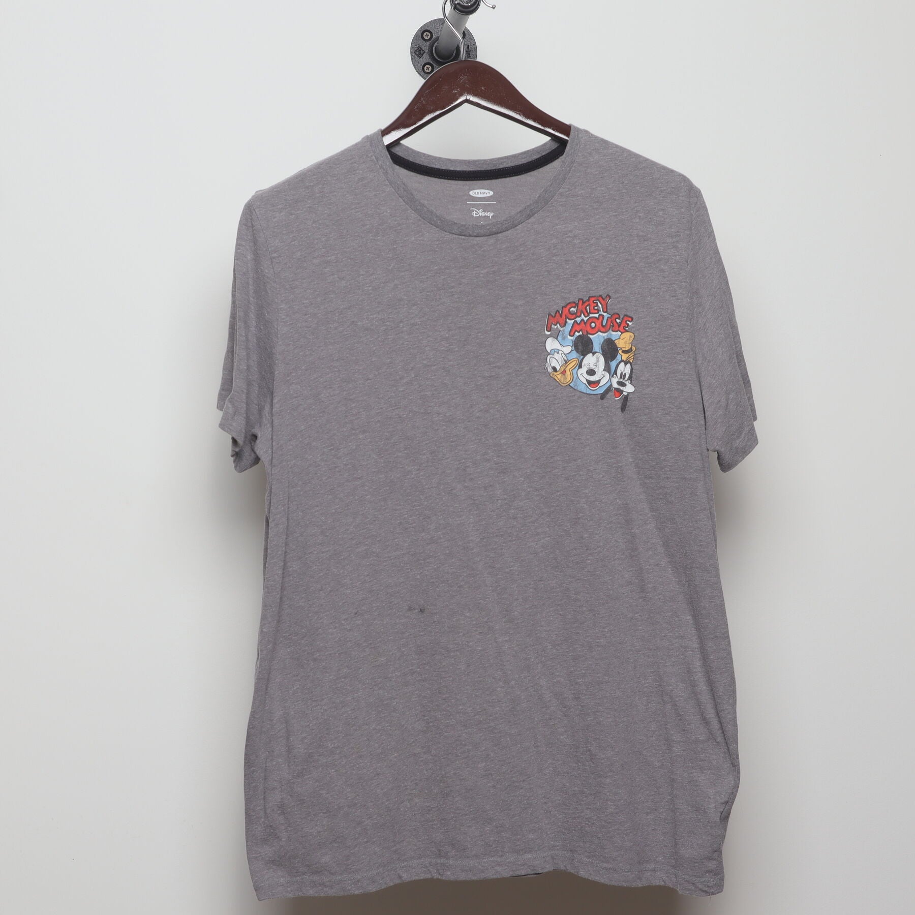 Front view of Vintage Modern Disney "Mickey Mouse & Friends" T-Shirt - L