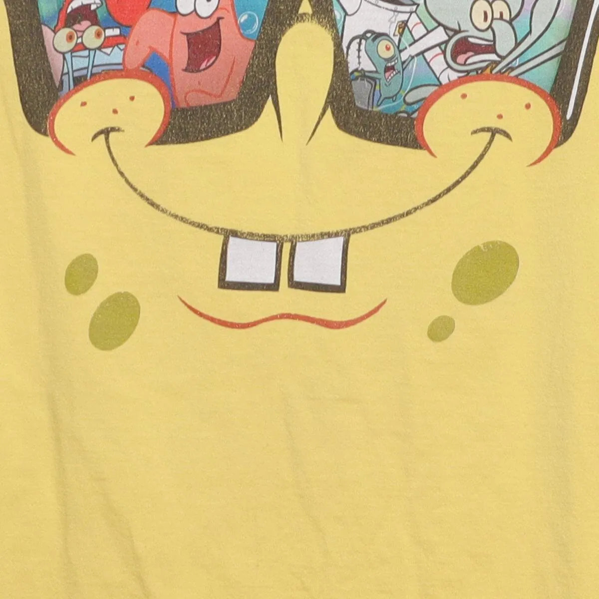 Close-up of the main graphic on the Vintage Modern Nickelodeon "SpongeBob Sunglasses" T-Shirt - S