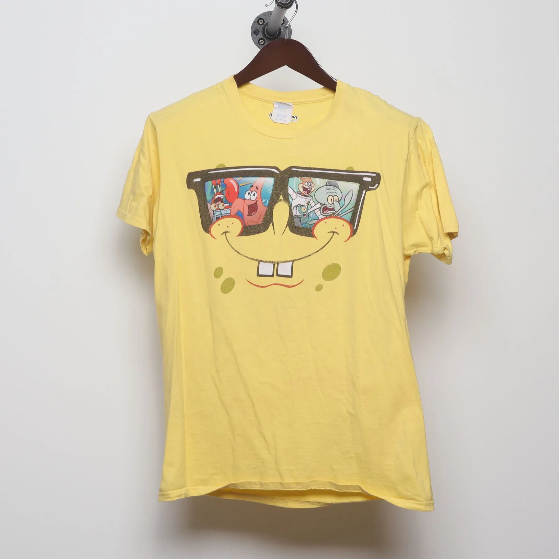 Front view of Vintage Modern Nickelodeon "SpongeBob Sunglasses" T-Shirt - S