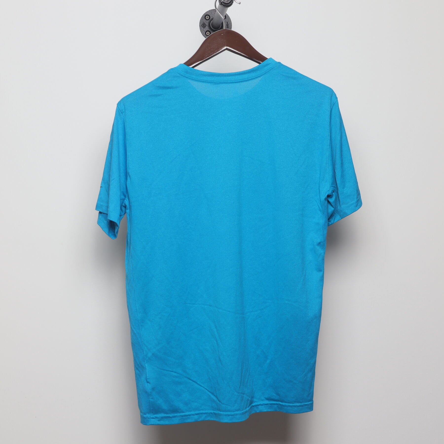 Back view of Vintage Modern Nike Carolina Panthers "Team Logo" T-Shirt - L