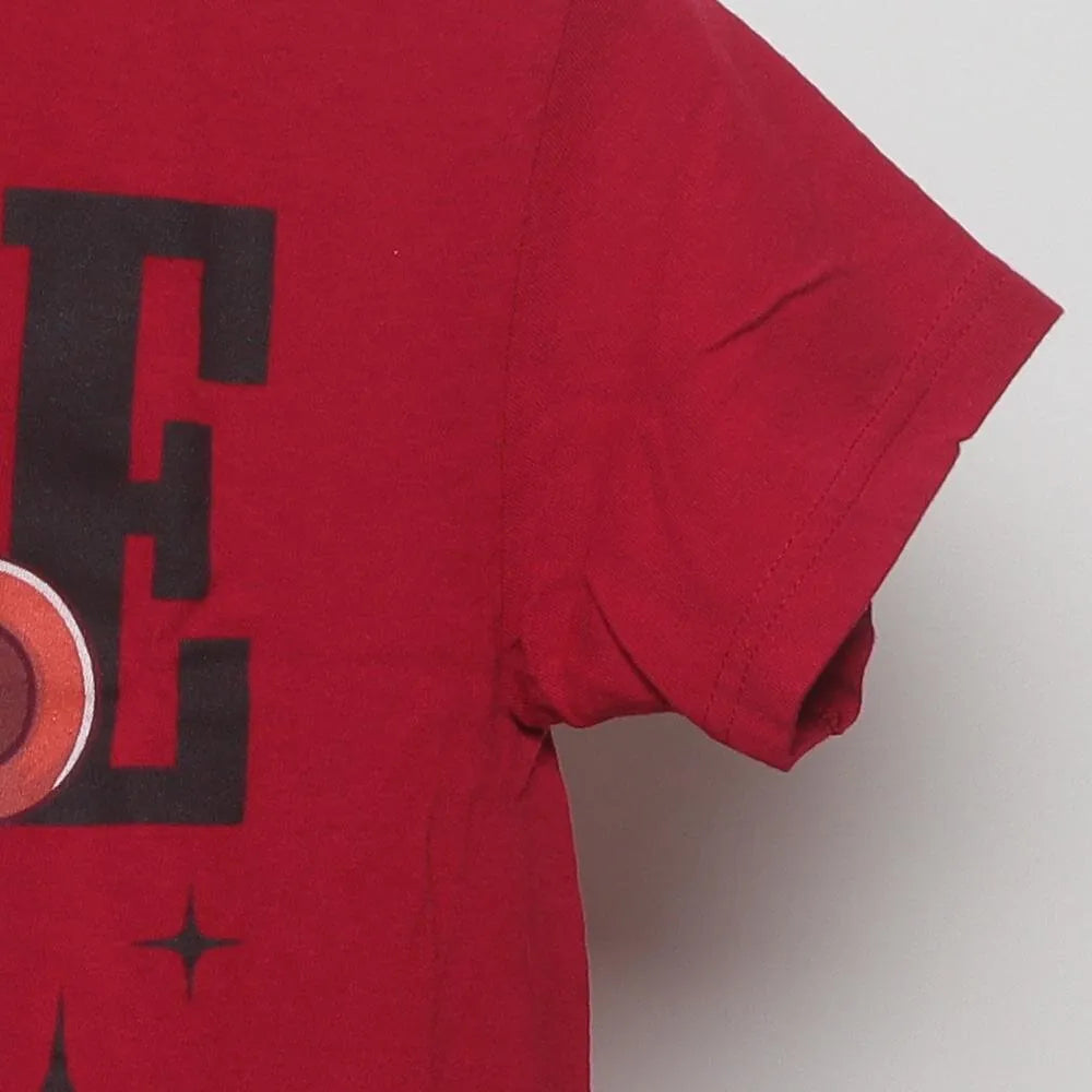 Close-up of the sleeve on the Vintage Modern Popular Poison "Done Trying" Bear T-Shirt - XS