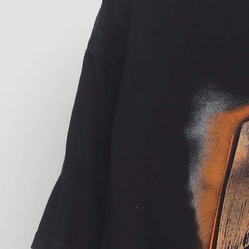 Close-up of the sleeve on the Vintage Modern Snap-on "Rust To Riches" T-Shirt - L