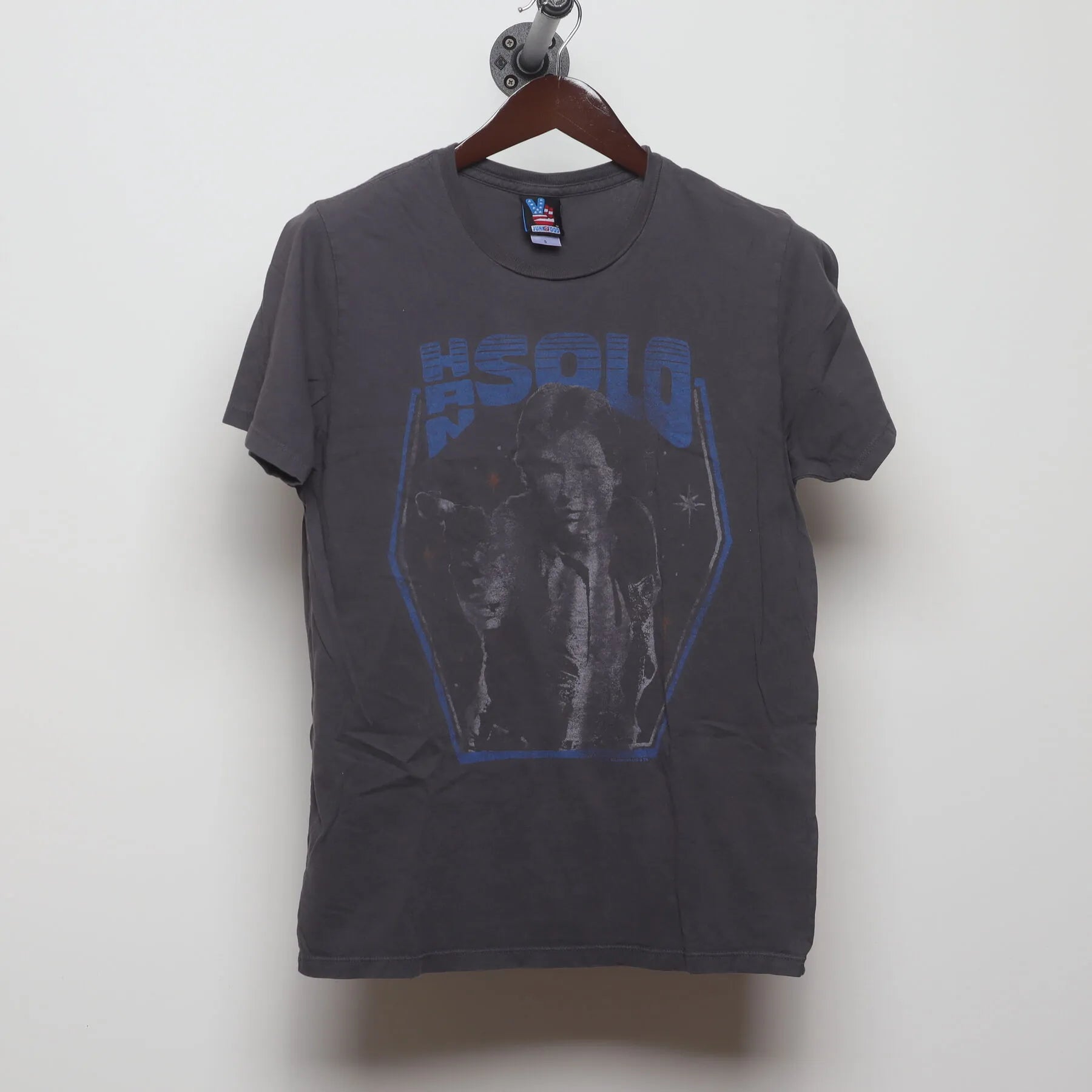 Front view of Vintage Modern Star Wars "H. SOLO" T-Shirt - M