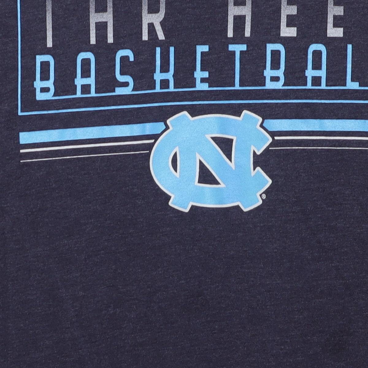 Close-up of the main graphic on the Vintage Modern UNC "Tar Heel Basketball" T-Shirt - M