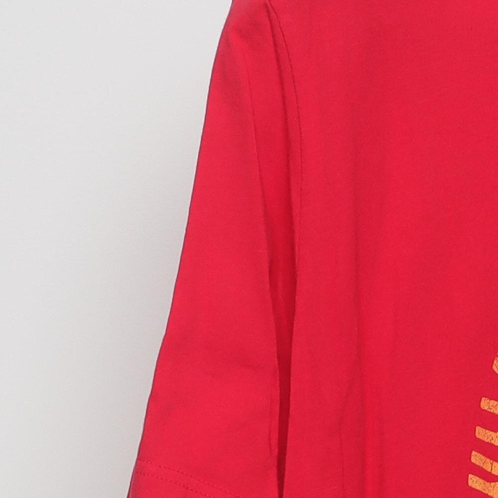 Close-up of the sleeve on the Vintage Modern WWE Hulk Hogan "Whatcha Gonna Do Brother?" T-Shirt - L