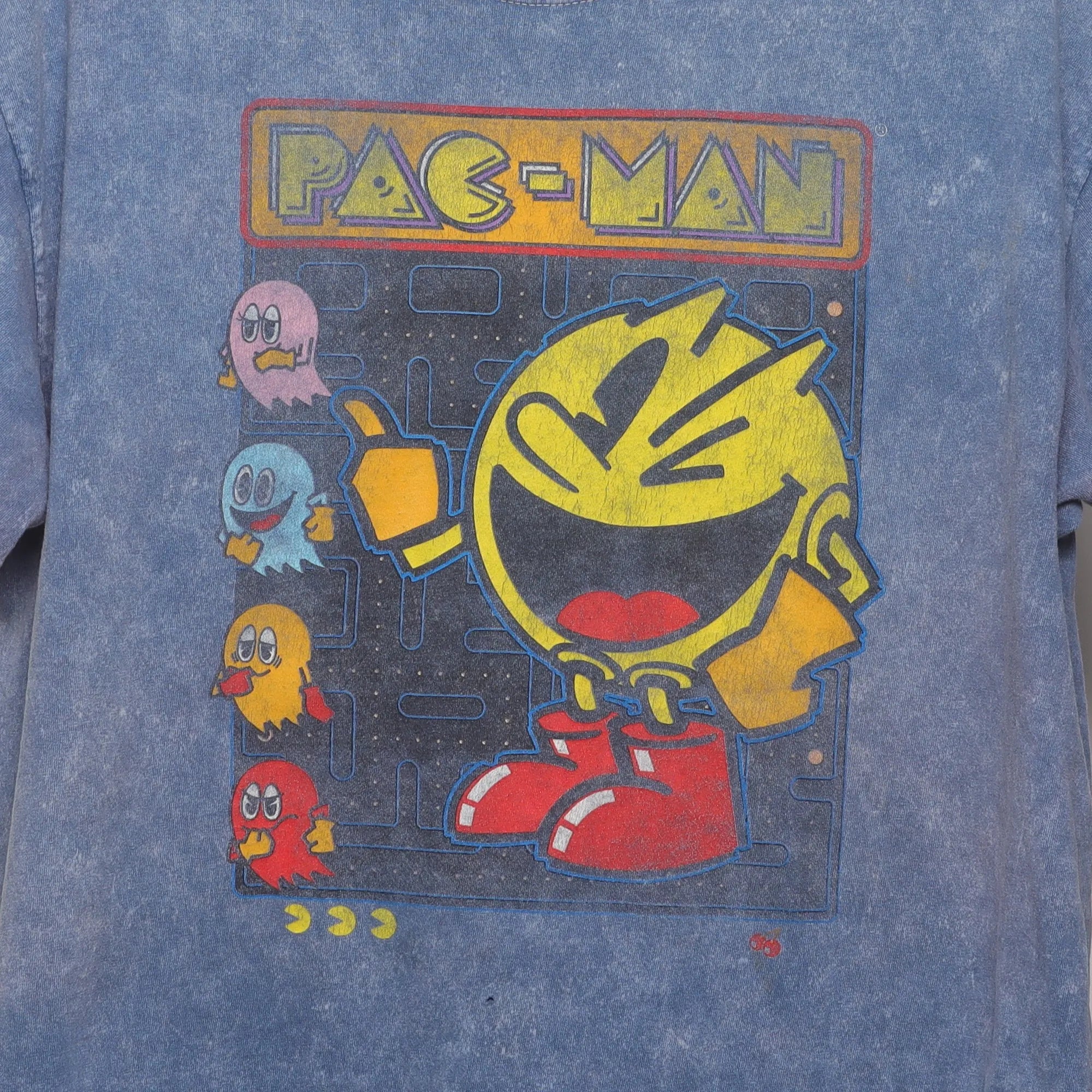 Close-up of the main graphic on the Vintage Pac-Man Acid Wash Video Game T-Shirt L