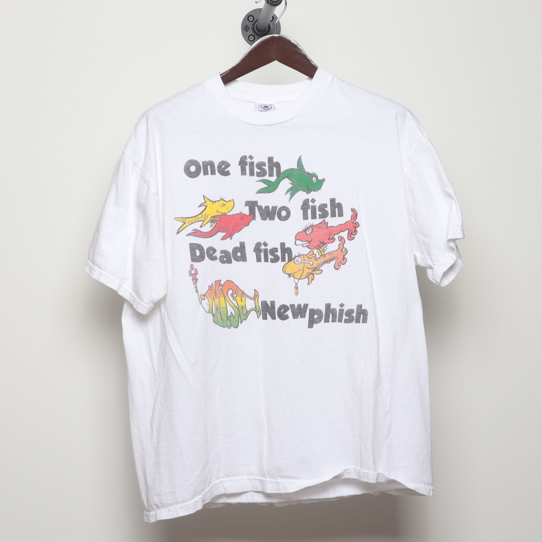Front view of Vintage Y2K Phish "One Fish Two Fish Dead Fish Newphish" T-Shirt - L