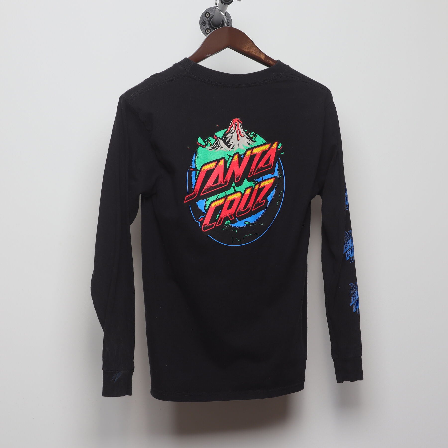 Back view of Vintage Y2K Santa Cruz "Volcano" Long Sleeve T-Shirt - S