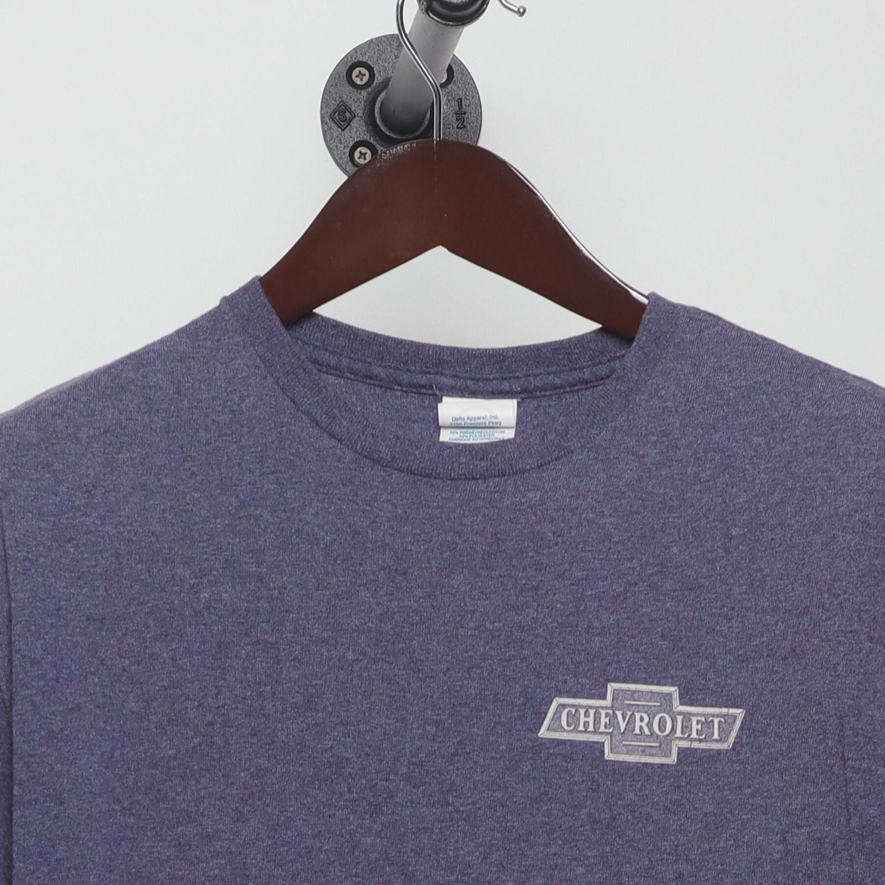 Close-up of the collar and tag on the Vintage Y2K Chevrolet "American Heritage" T-Shirt - S