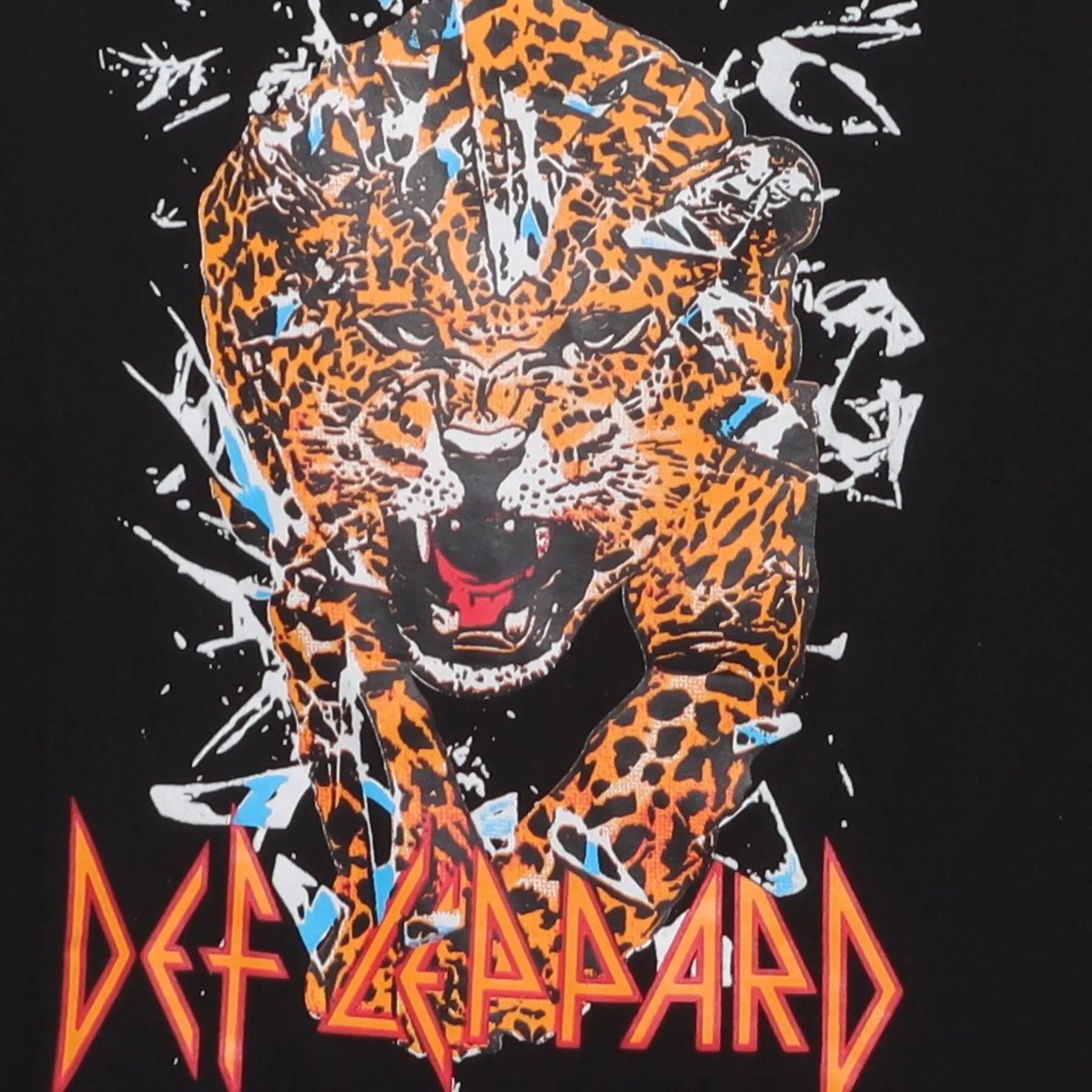 Close-up of the main graphic on the Vintage 1980s Def Leppard "Shattered Leopard" T-Shirt - M