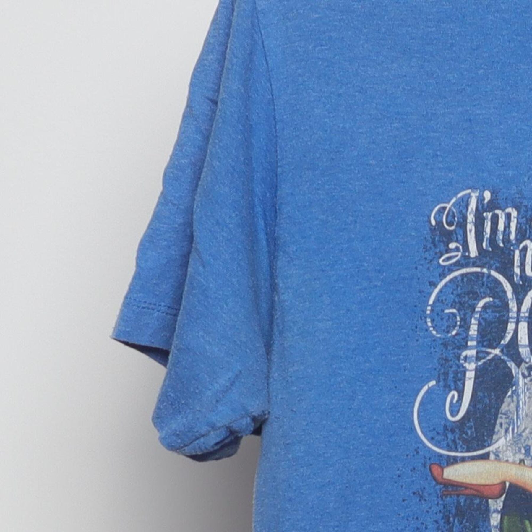 Close-up of the Left sleeve on the Vintage Y2K Disney Cruise Line "I'm Not Bad I'm Just Cruise Drawn That Way" T-Shirt - S