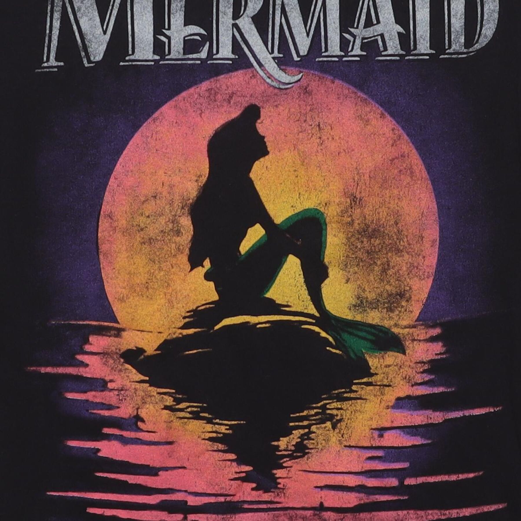 Close-up of the main graphic on the Vintage Y2K Disney "The Little Mermaid Silhouette" T-Shirt - XS